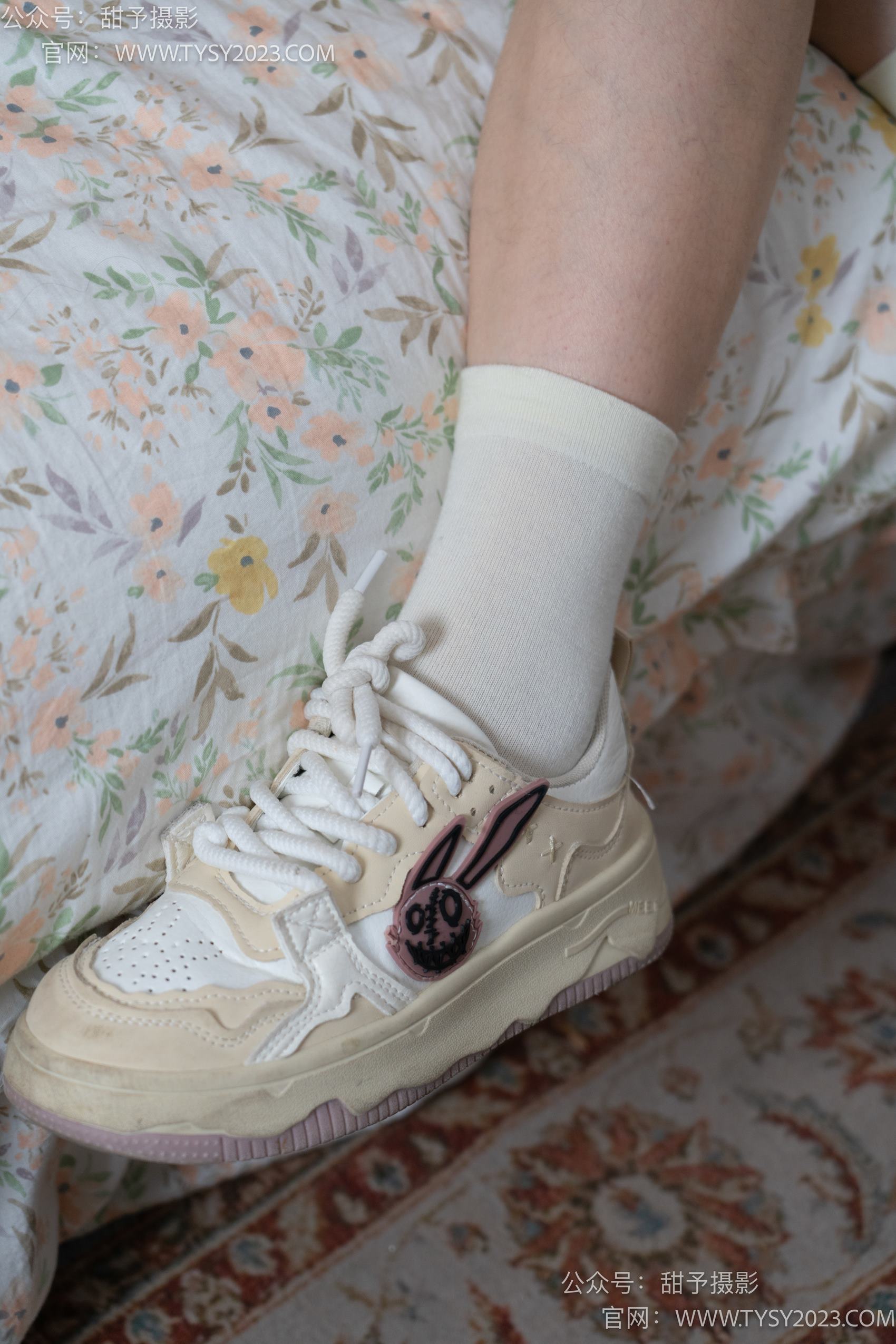 图片[77]-甜予摄影 NO.007 璇璇-板鞋、白棉袜、裸足[120P] – 速更版-美库
