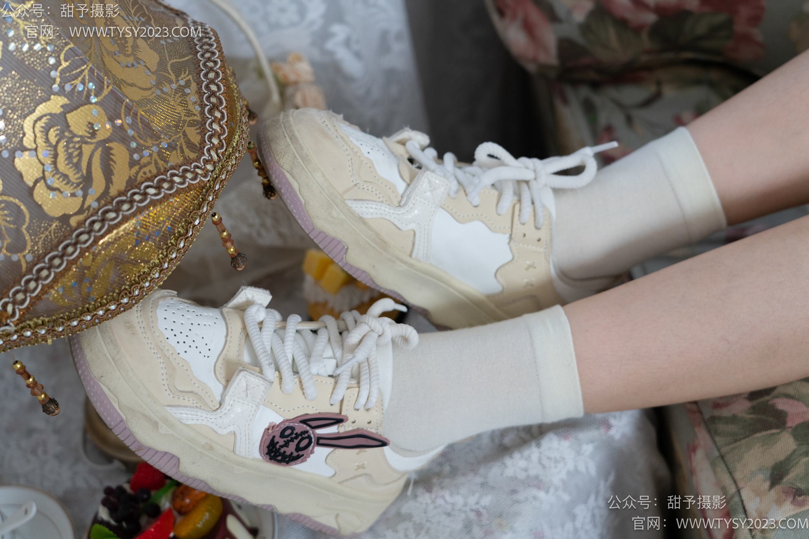 图片[91]-甜予摄影 NO.007 璇璇-板鞋、白棉袜、裸足[120P] – 速更版-美库