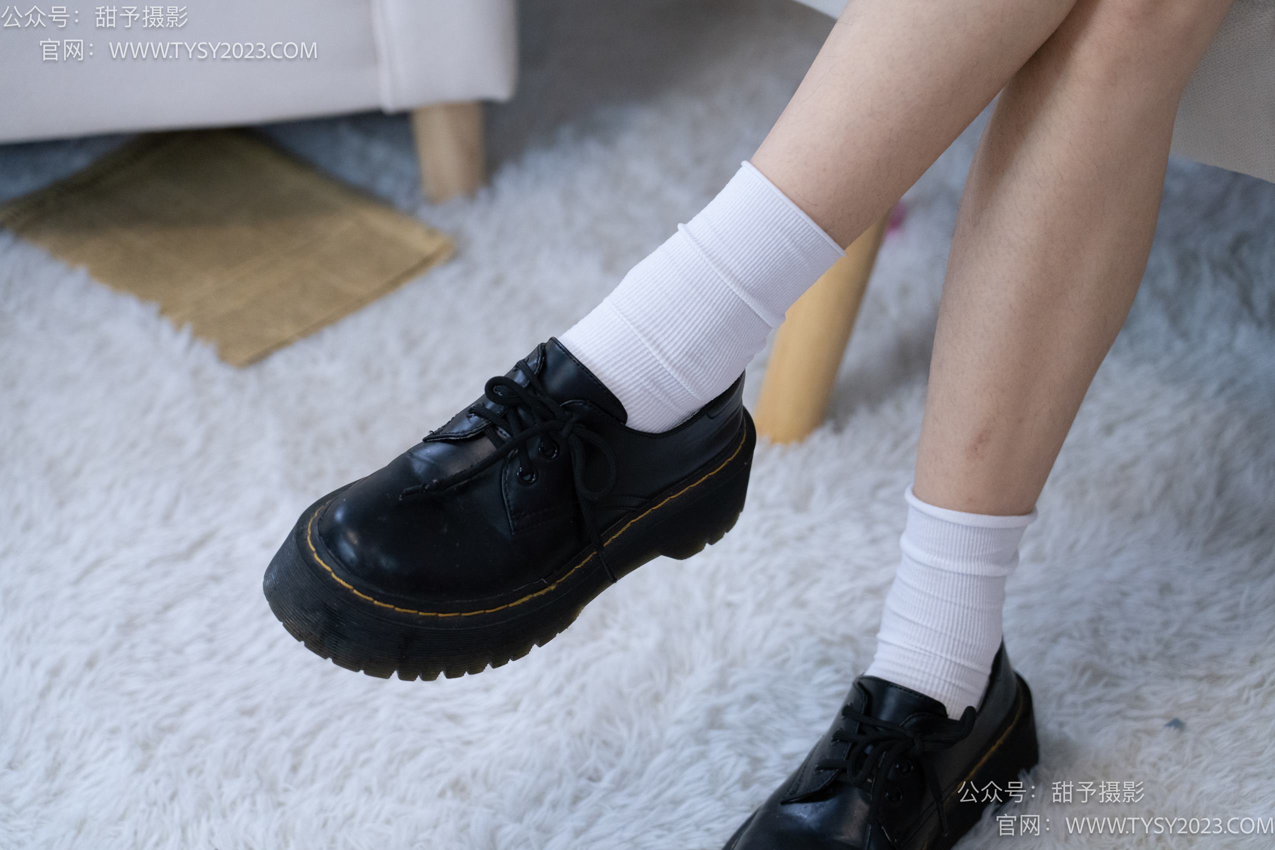 图片[12]-甜予摄影 NO.008 艺艺-皮鞋、白棉袜、裸足[122P] – 速更版-美库