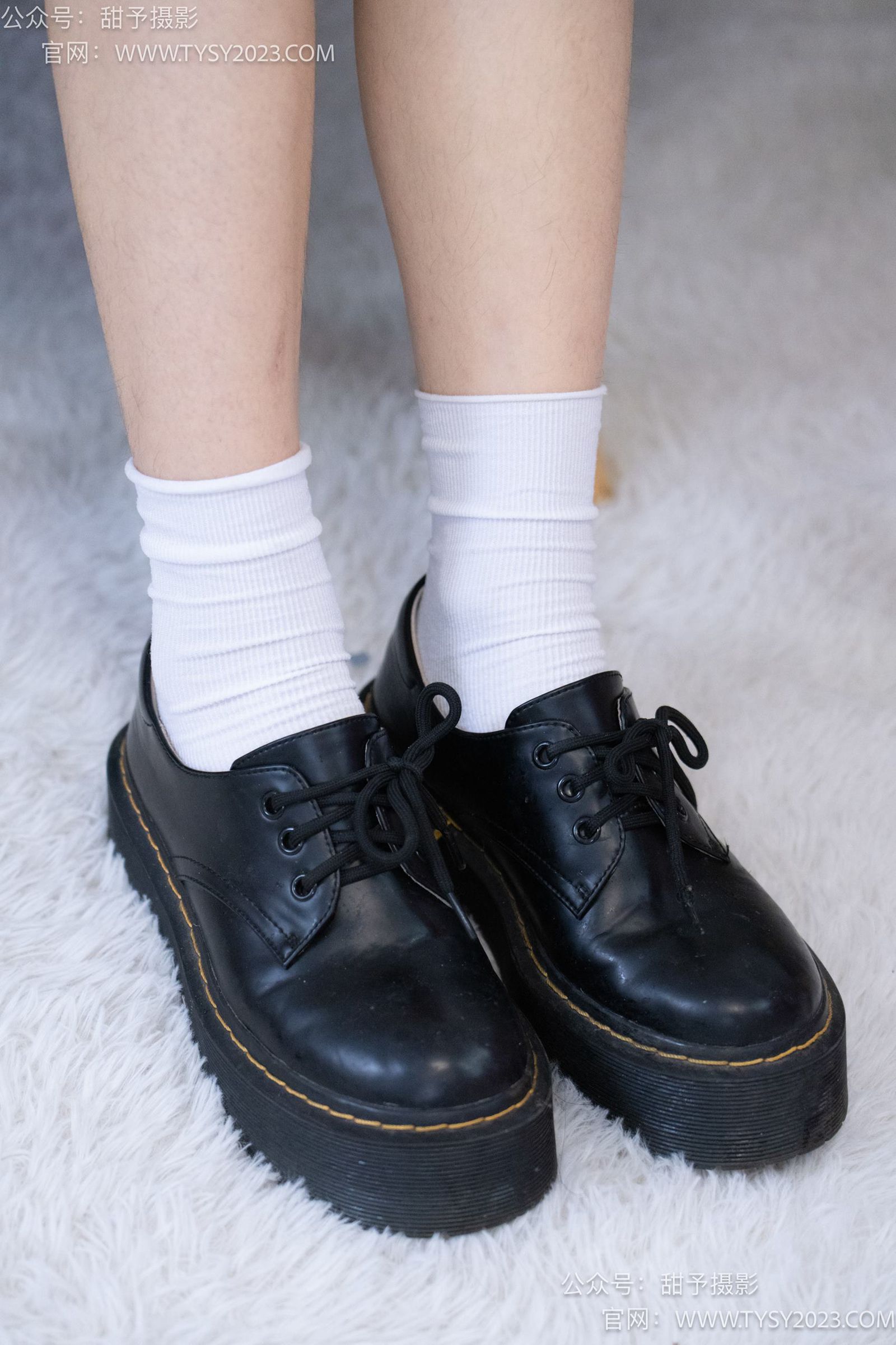 图片[13]-甜予摄影 NO.008 艺艺-皮鞋、白棉袜、裸足[122P] – 速更版-美库
