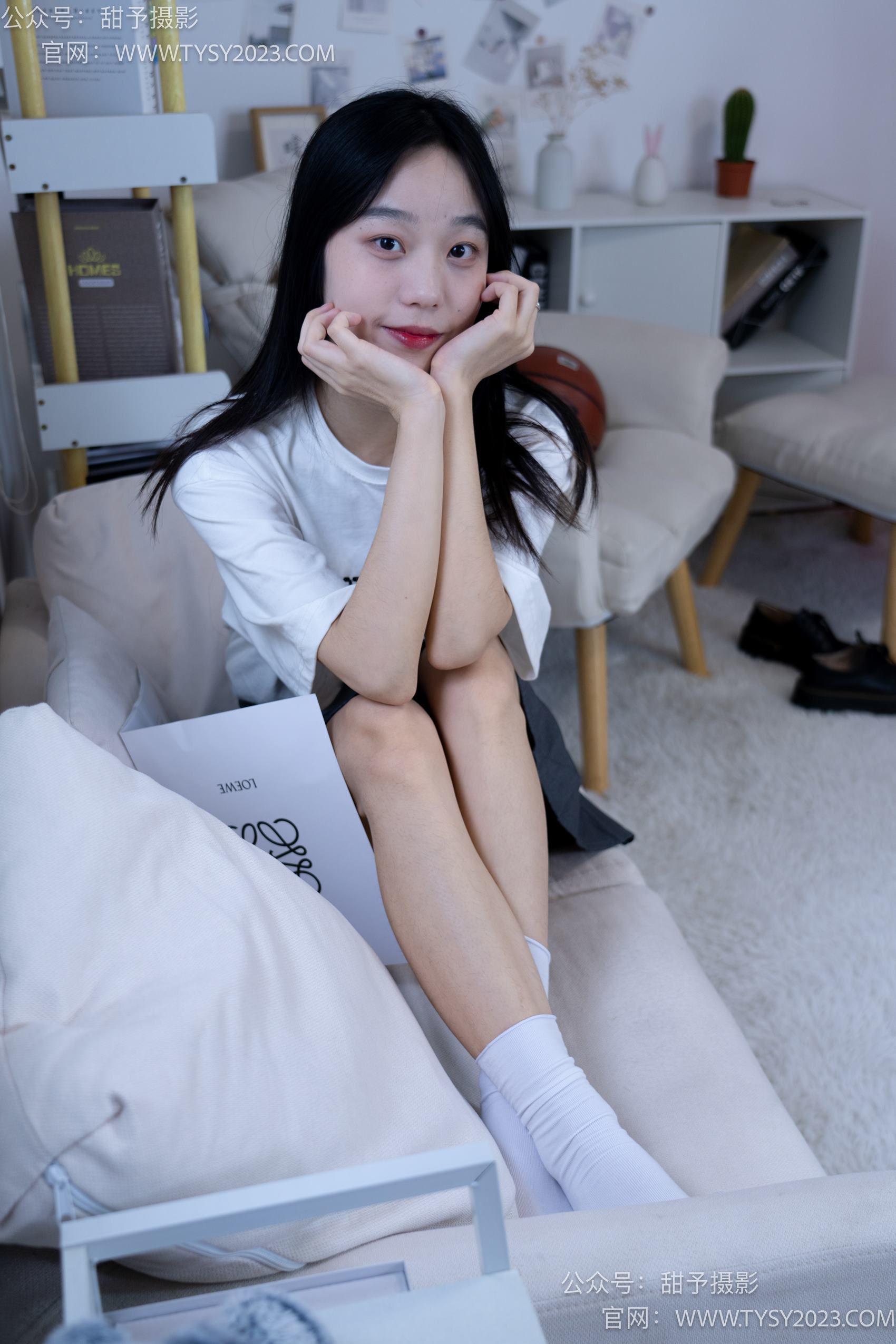 图片[59]-甜予摄影 NO.008 艺艺-皮鞋、白棉袜、裸足[122P] – 速更版-美库