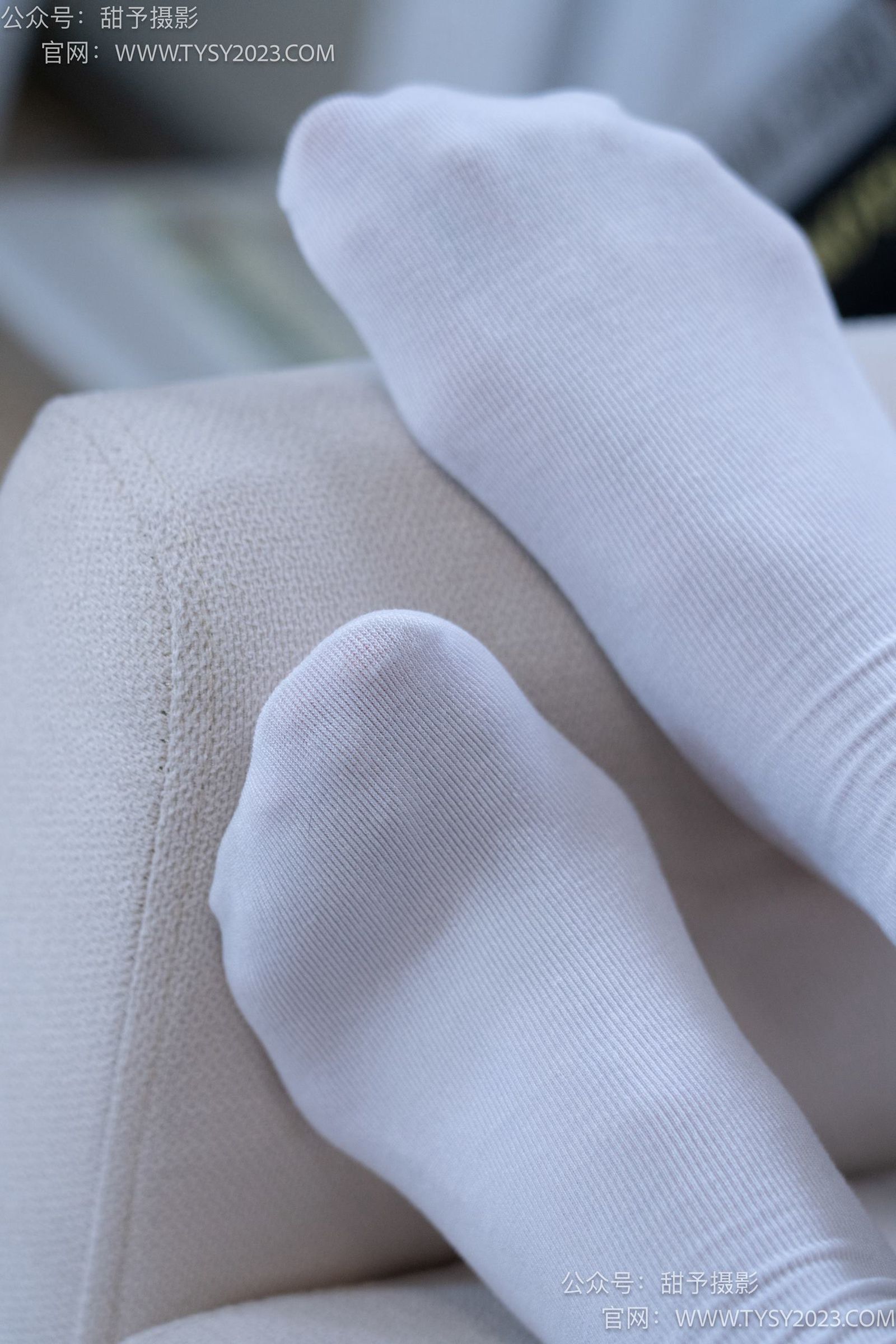 图片[68]-甜予摄影 NO.008 艺艺-皮鞋、白棉袜、裸足[122P] – 速更版-美库