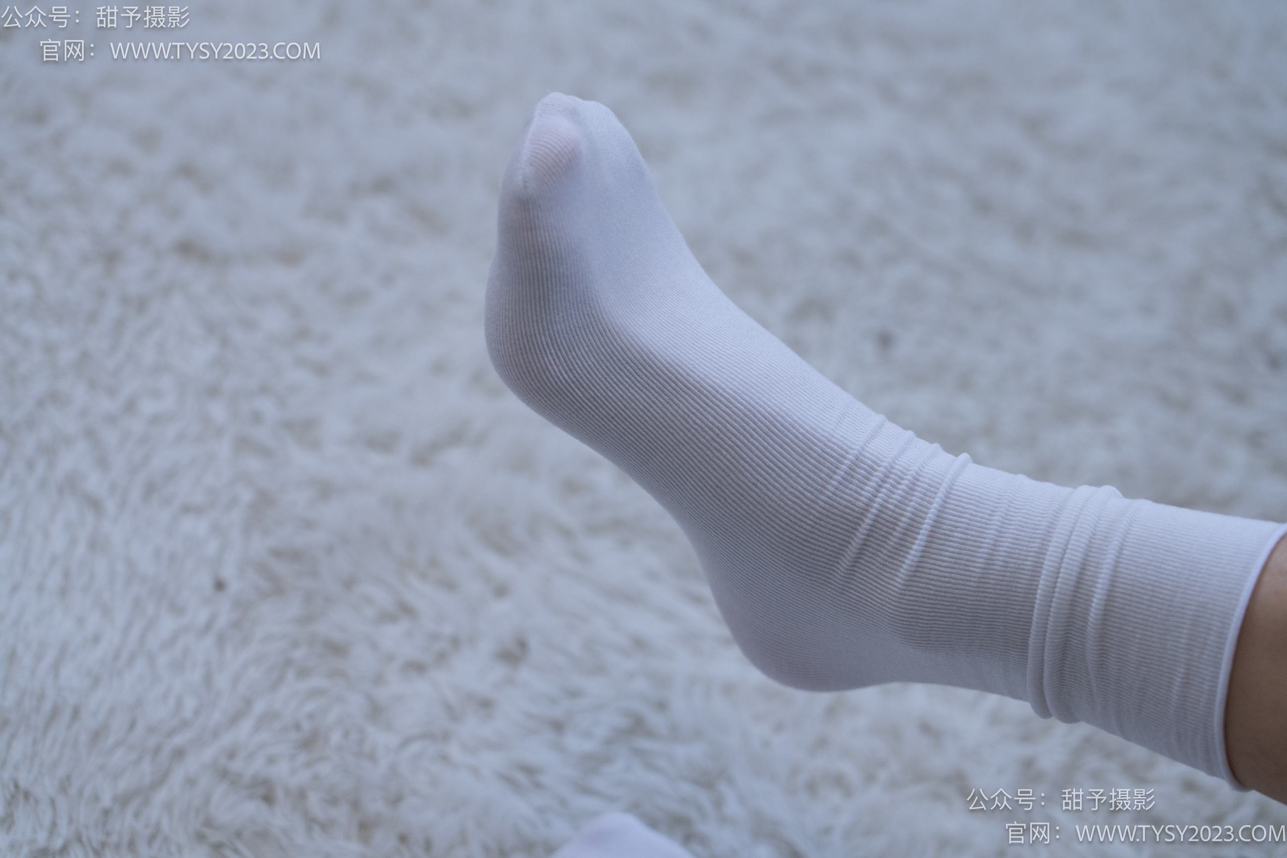 图片[82]-甜予摄影 NO.008 艺艺-皮鞋、白棉袜、裸足[122P] – 速更版-美库