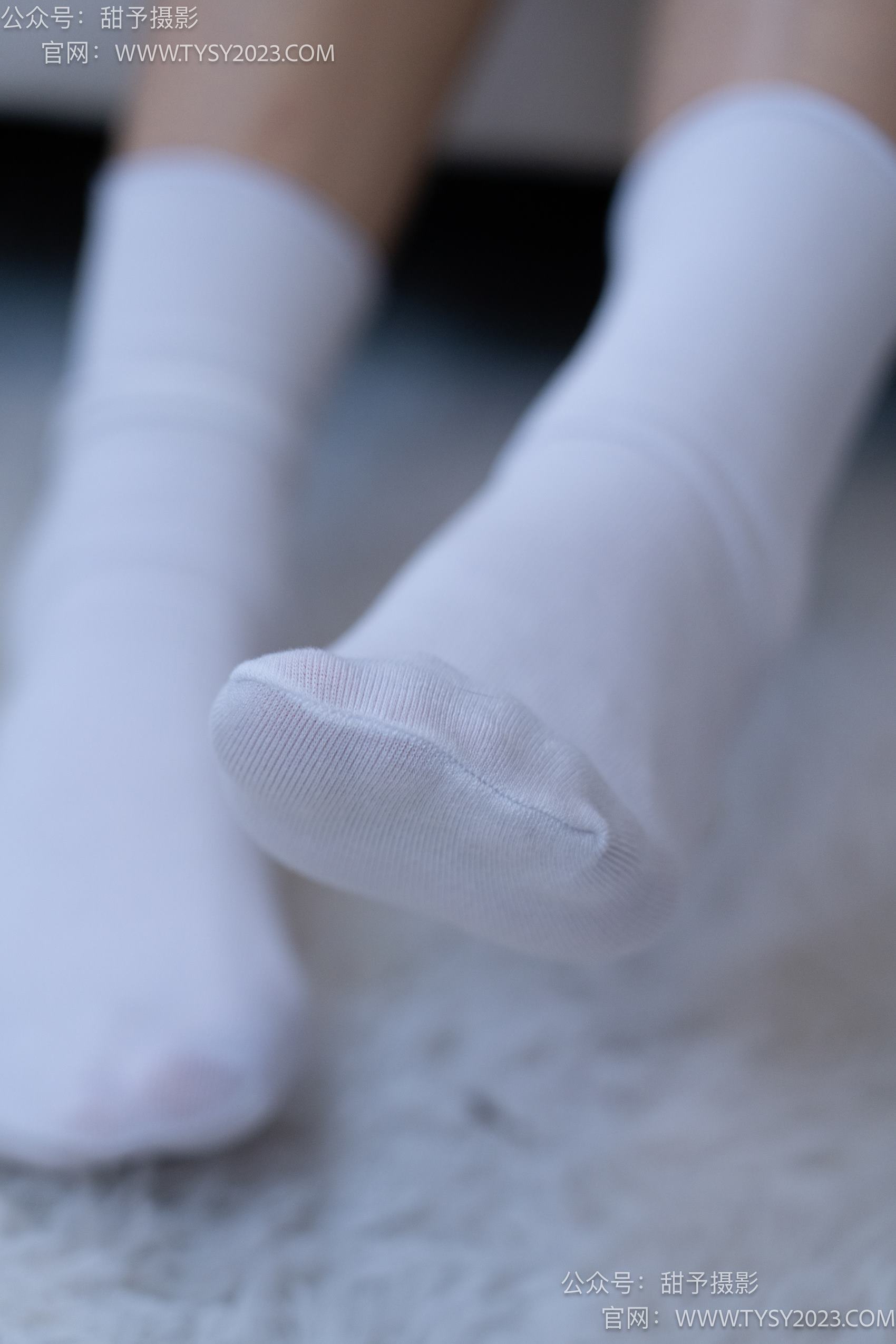 图片[83]-甜予摄影 NO.008 艺艺-皮鞋、白棉袜、裸足[122P] – 速更版-美库