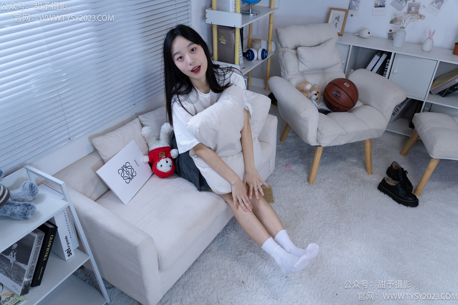 图片[86]-甜予摄影 NO.008 艺艺-皮鞋、白棉袜、裸足[122P] – 速更版-美库