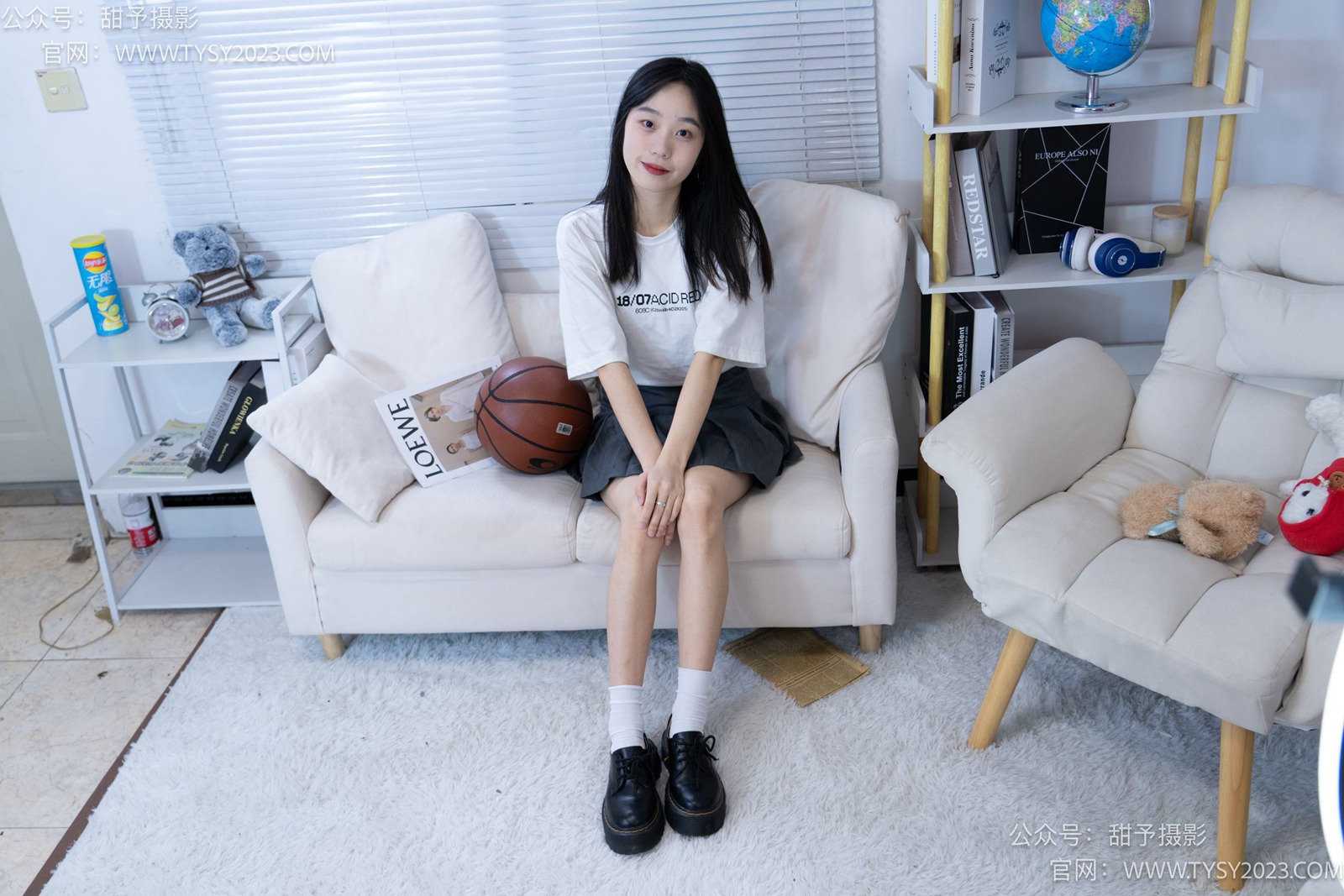 图片[122]-甜予摄影 NO.008 艺艺-皮鞋、白棉袜、裸足[122P] – 速更版-美库