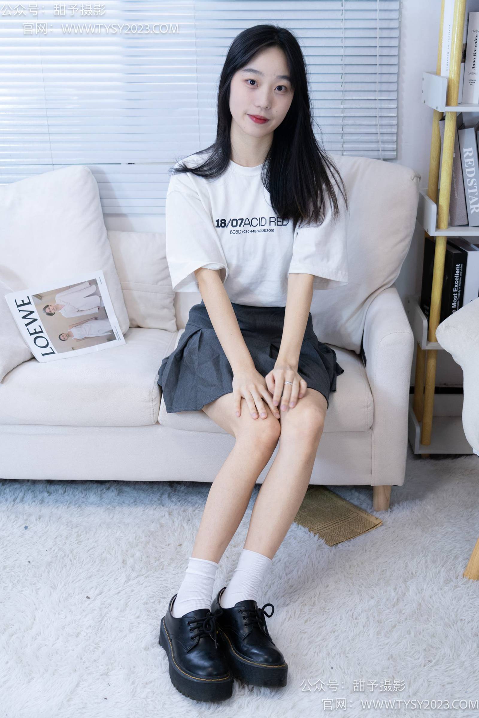 图片[123]-甜予摄影 NO.008 艺艺-皮鞋、白棉袜、裸足[122P] – 速更版-美库