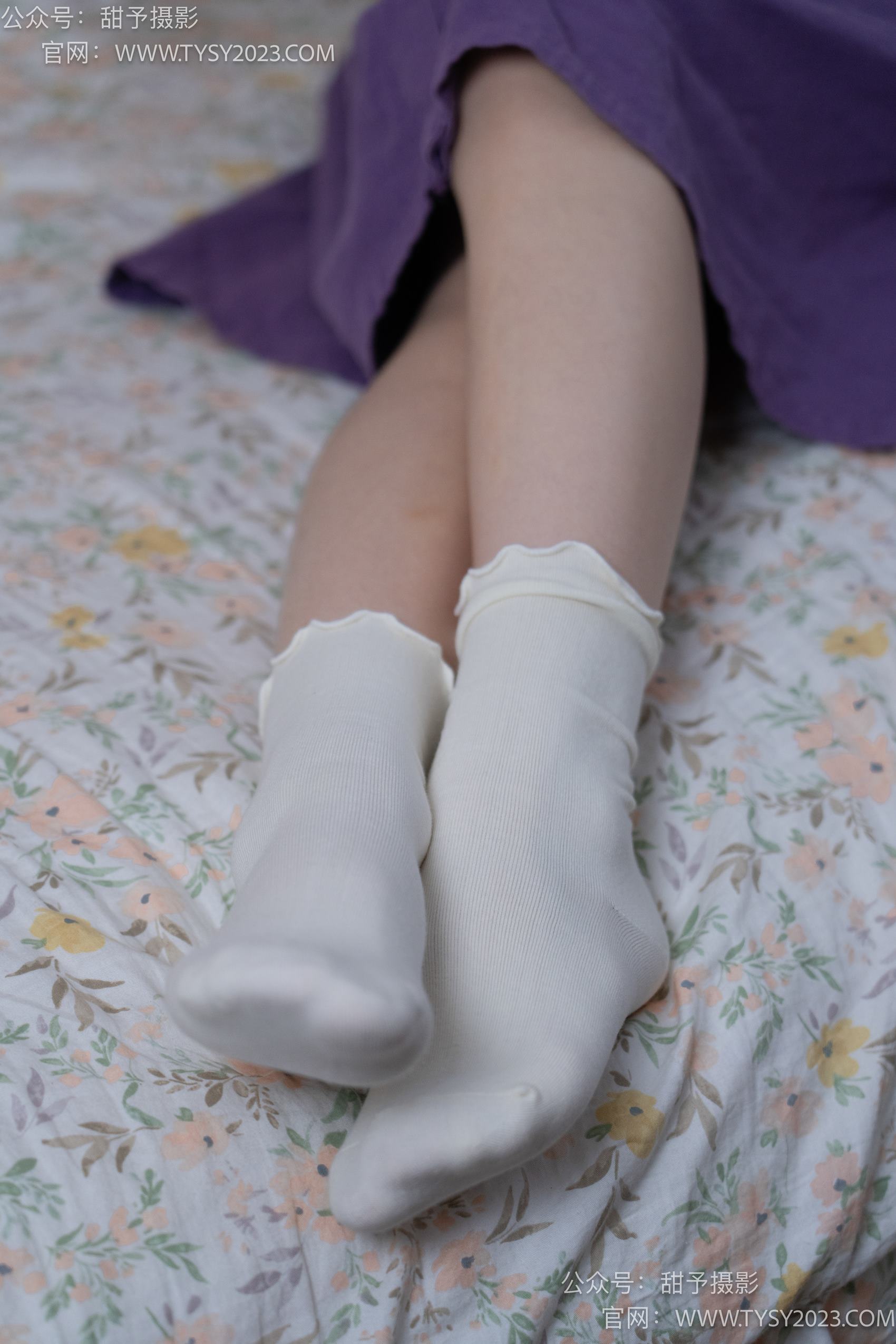 图片[46]-甜予摄影 NO.009 胡桃-皮鞋、白棉袜、裸足[122P] – 速更版-美库