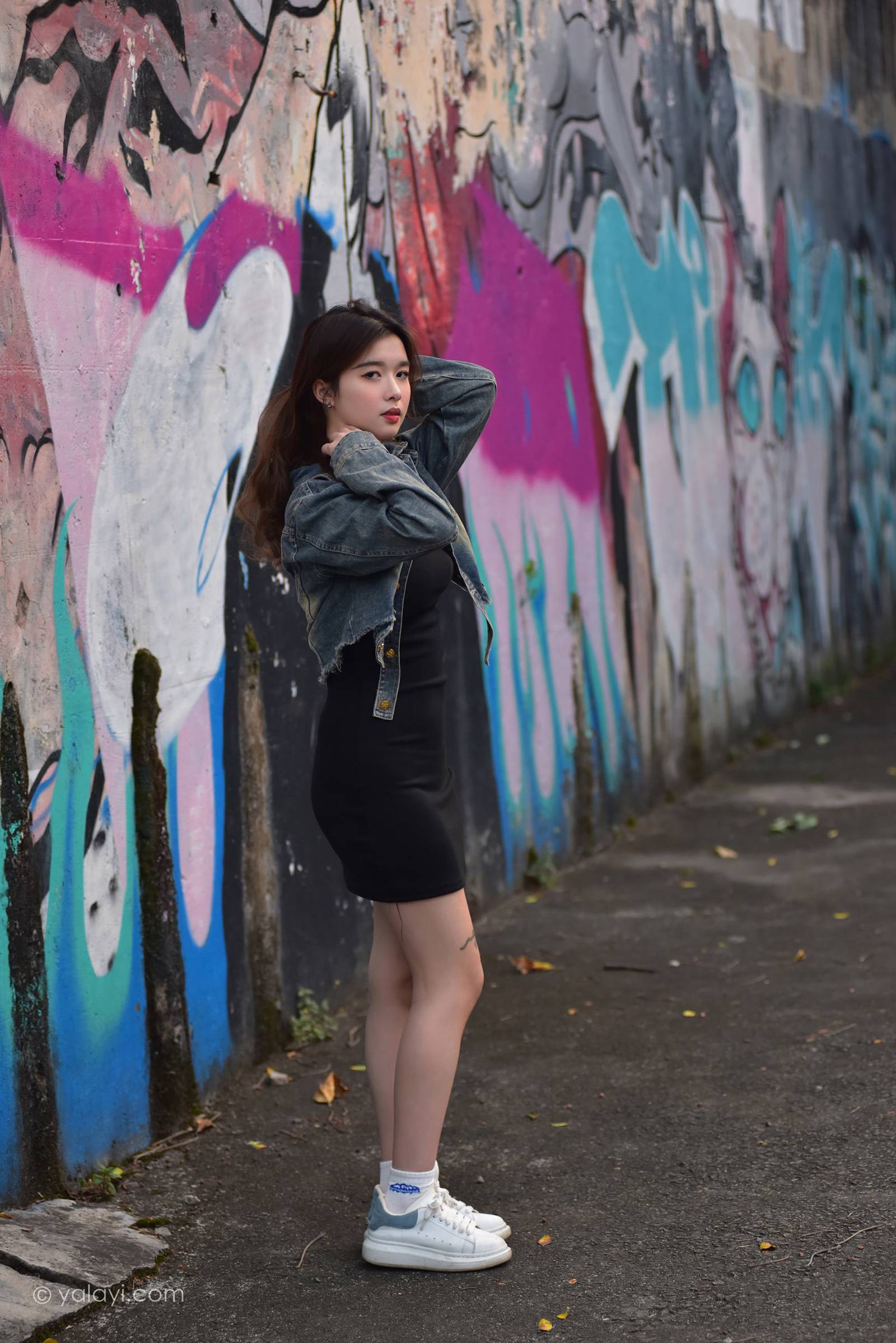 图片[23]-[YALAYI雅拉伊]2024.02.28 NO.1113 抚摸你的脸庞[35+1P] – 速更版-美库