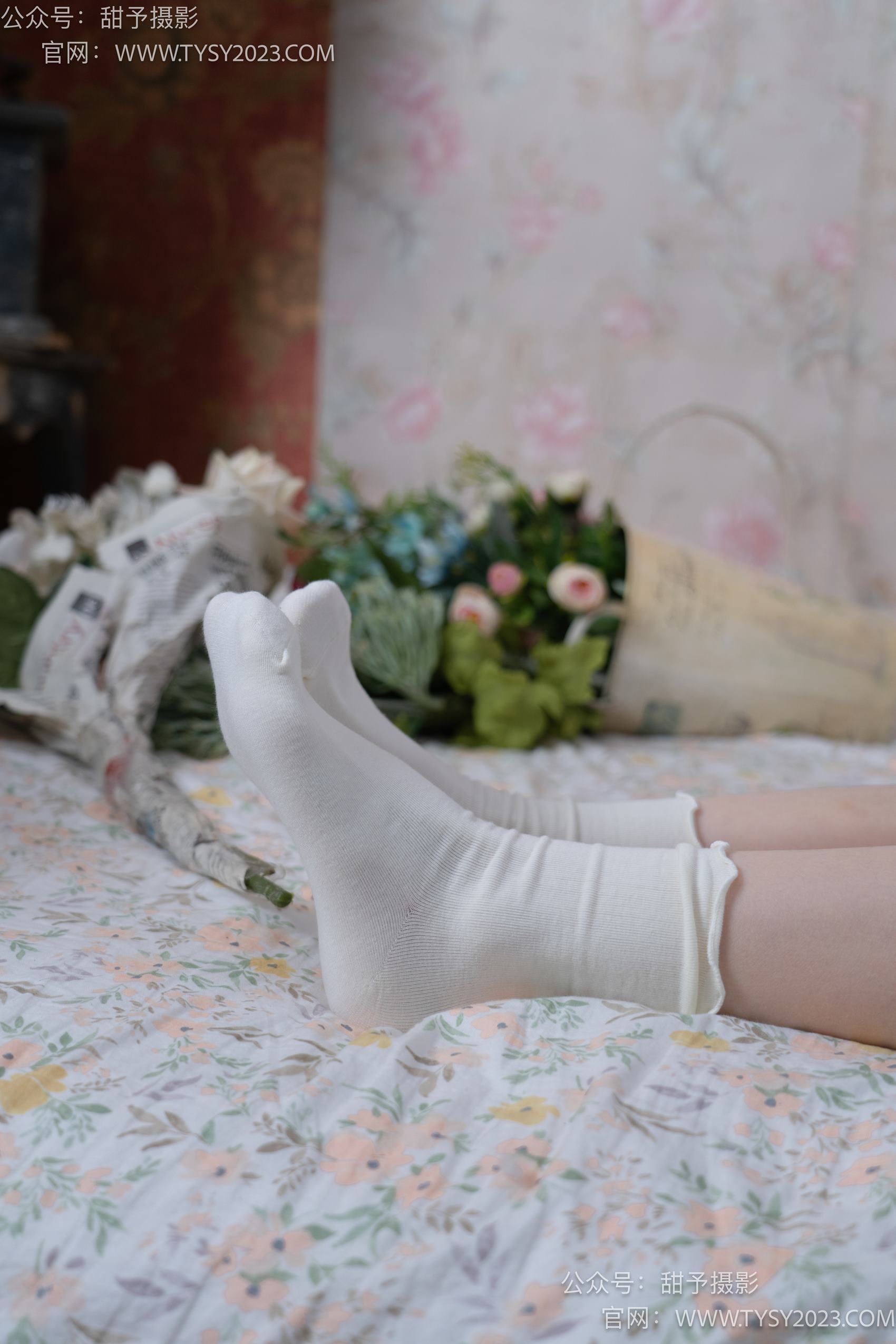 图片[54]-甜予摄影 NO.009 胡桃-皮鞋、白棉袜、裸足[122P] – 速更版-美库