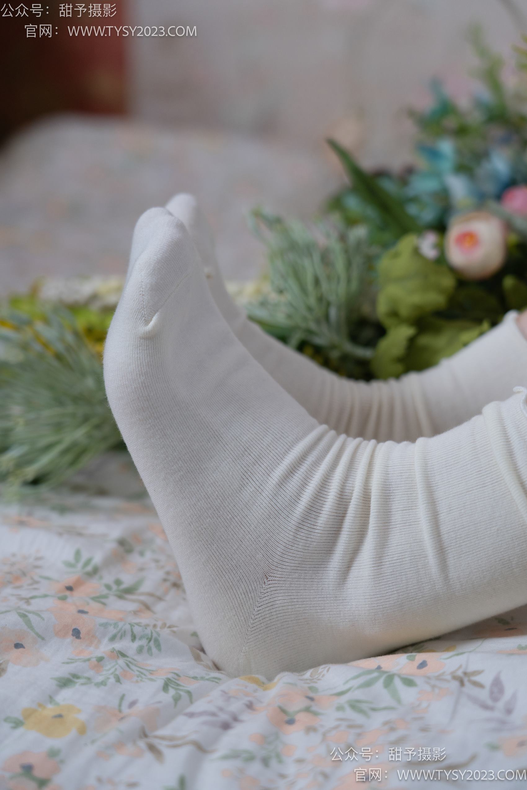 图片[68]-甜予摄影 NO.009 胡桃-皮鞋、白棉袜、裸足[122P] – 速更版-美库