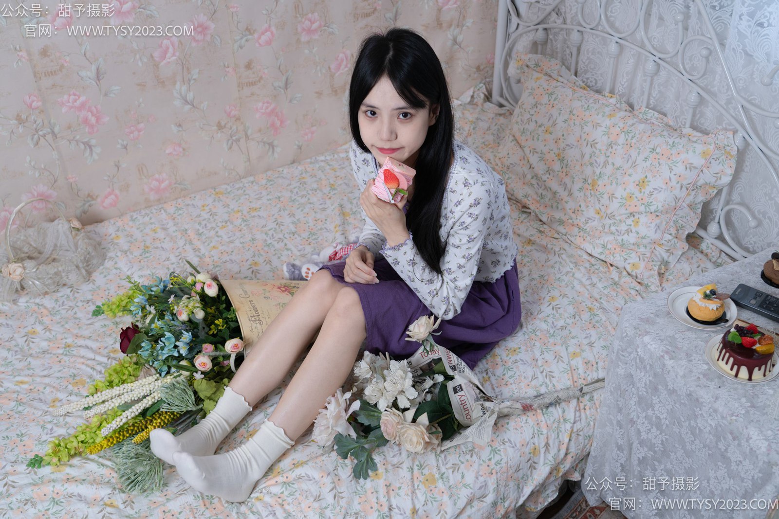 图片[71]-甜予摄影 NO.009 胡桃-皮鞋、白棉袜、裸足[122P] – 速更版-美库