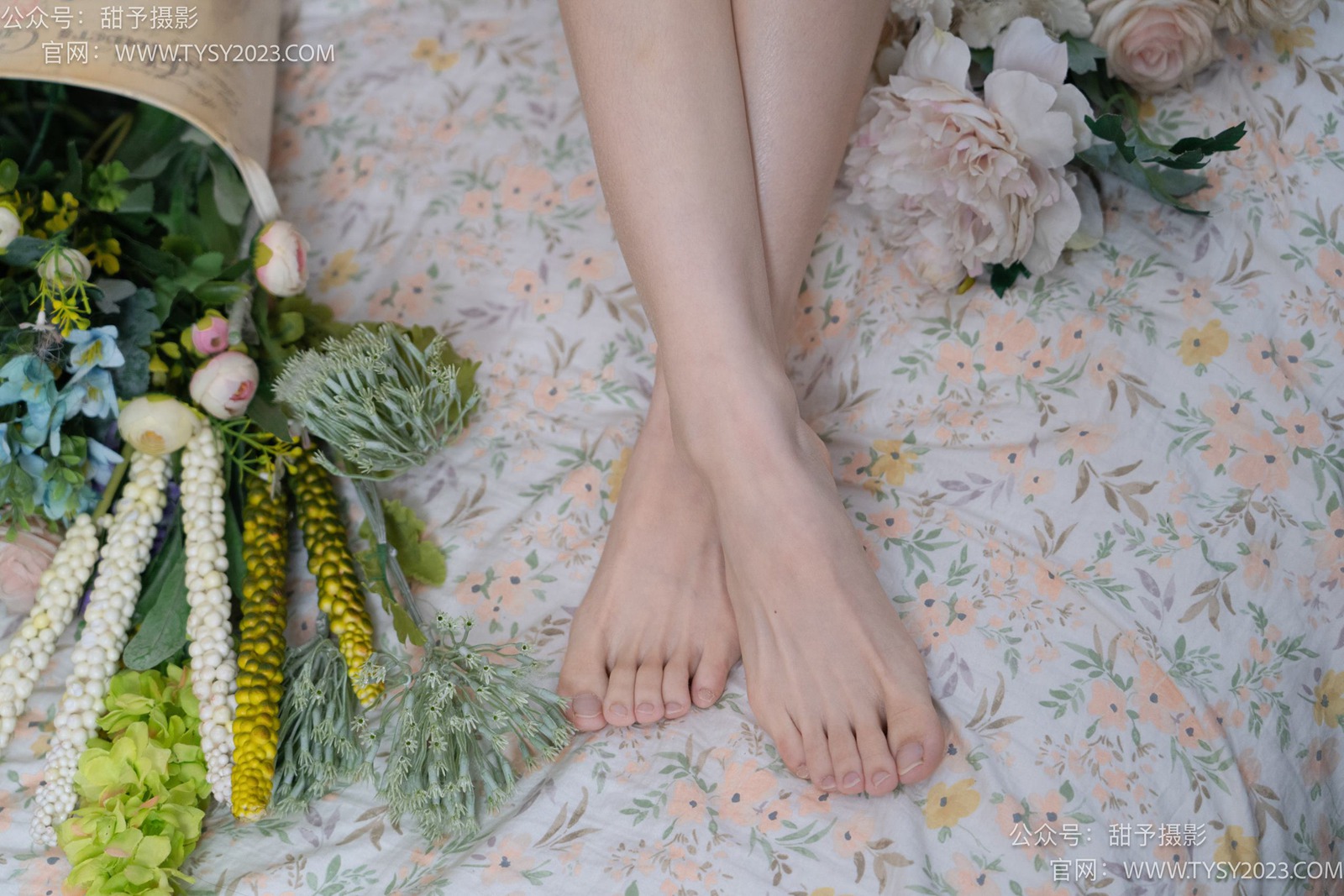 图片[119]-甜予摄影 NO.009 胡桃-皮鞋、白棉袜、裸足[122P] – 速更版-美库