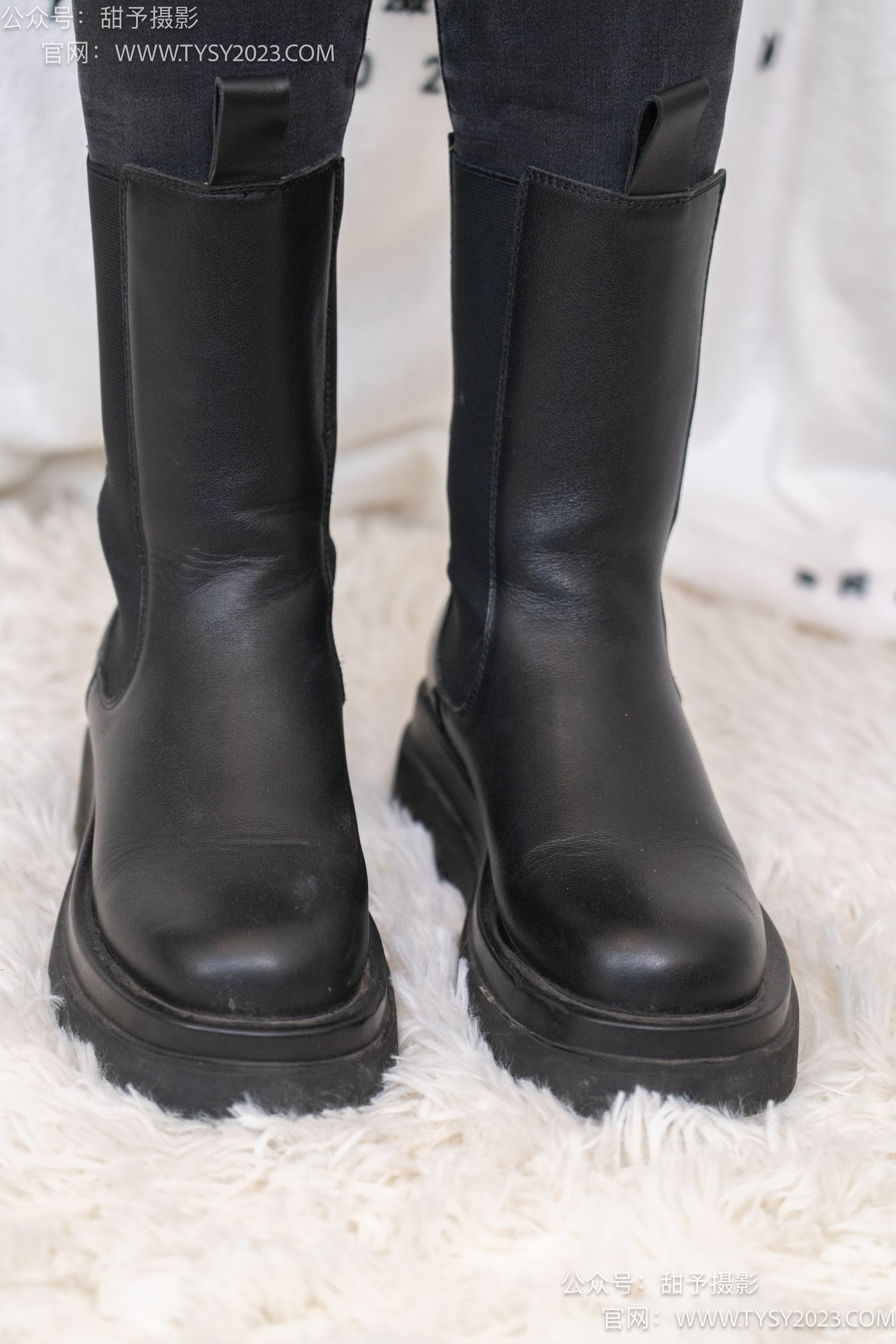 图片[34]-甜予摄影 NO.010 小离-靴子、白棉袜、裸足[131P] – 速更版-美库