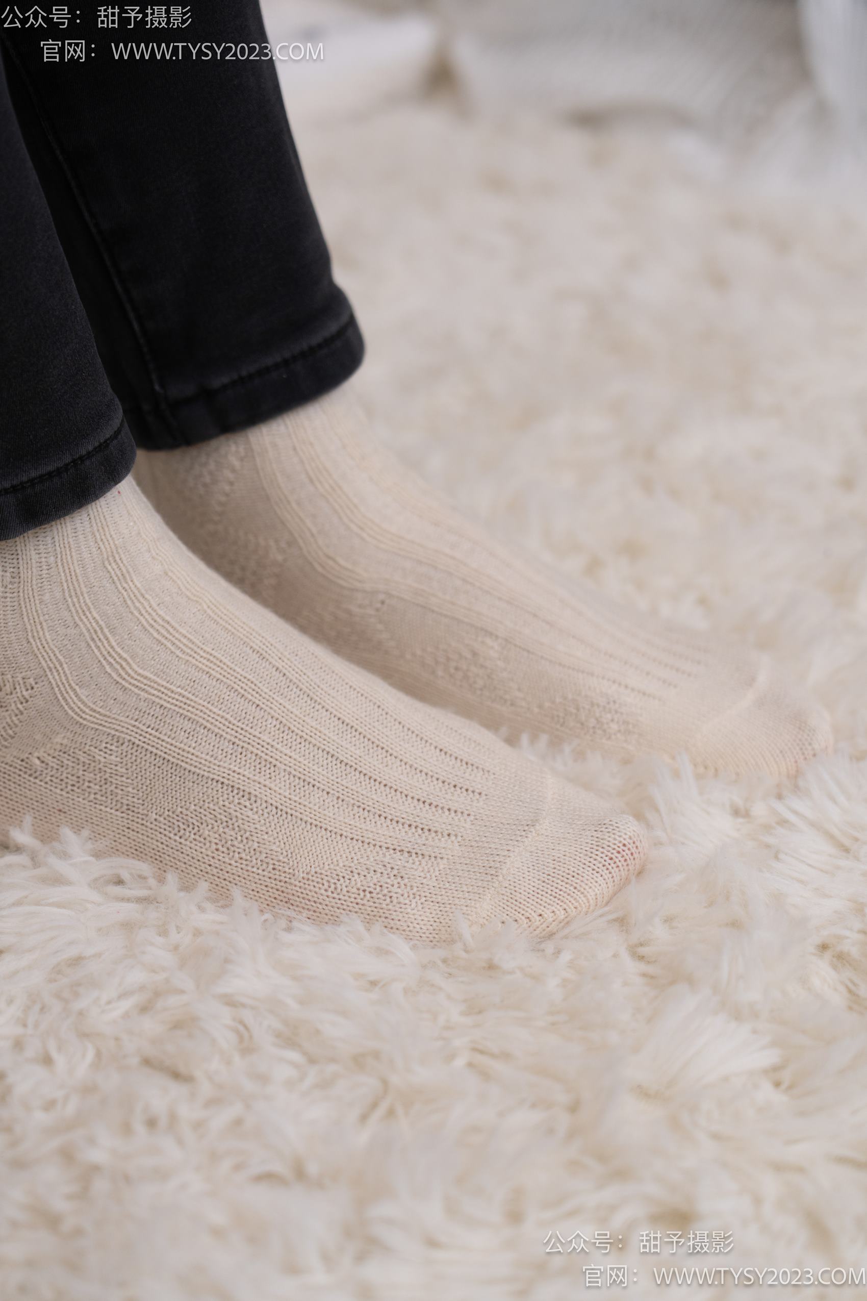 图片[44]-甜予摄影 NO.010 小离-靴子、白棉袜、裸足[131P] – 速更版-美库