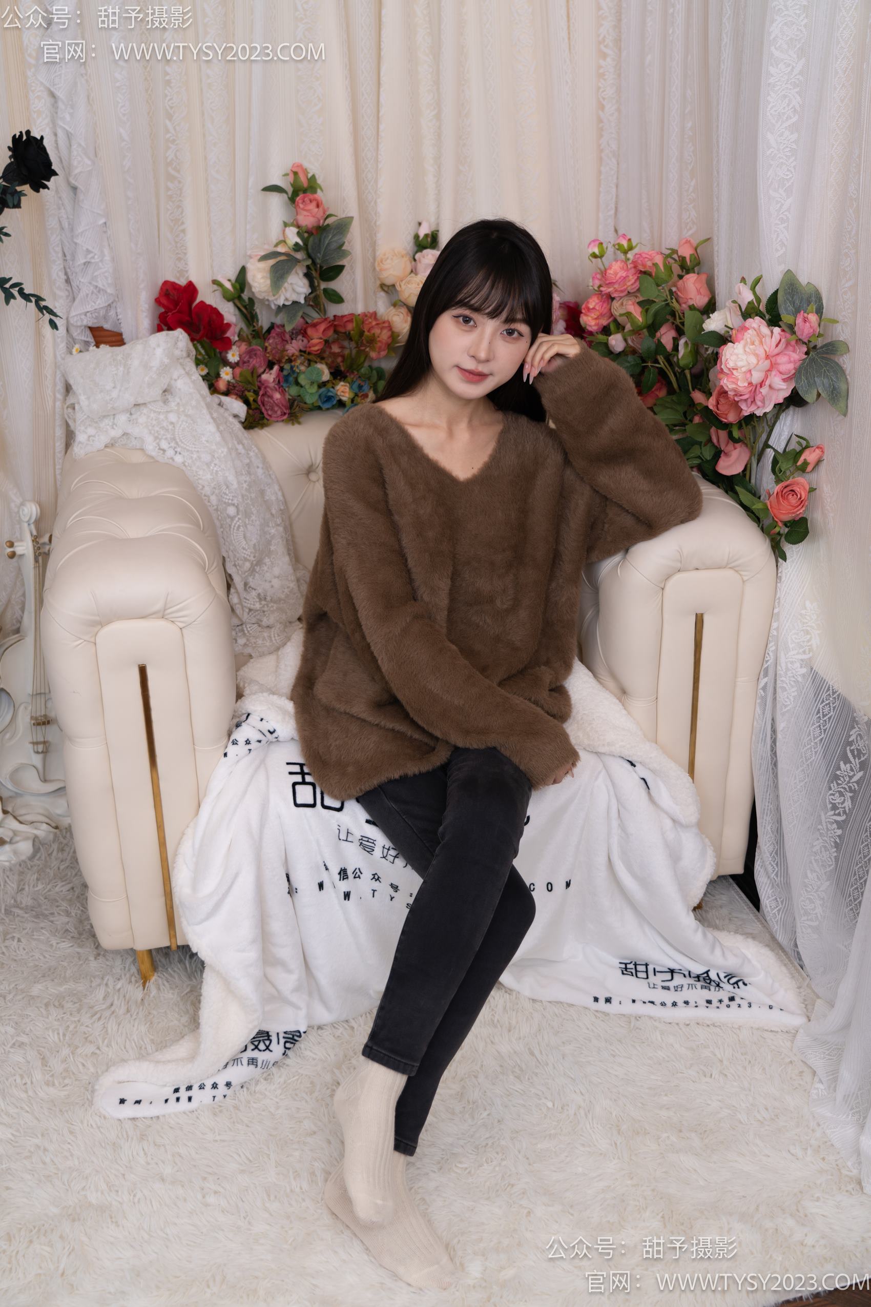 图片[47]-甜予摄影 NO.010 小离-靴子、白棉袜、裸足[131P] – 速更版-美库