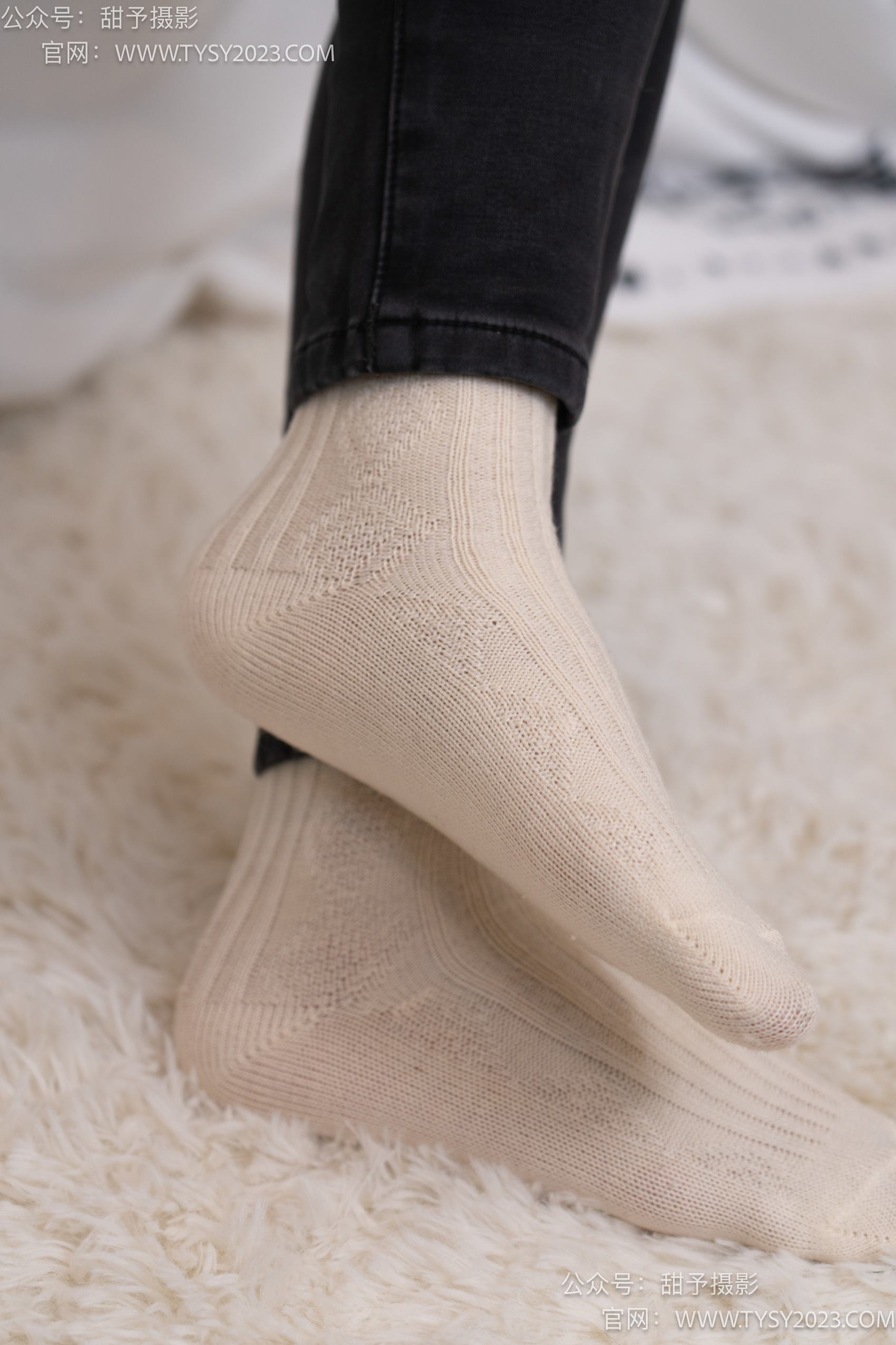 图片[49]-甜予摄影 NO.010 小离-靴子、白棉袜、裸足[131P] – 速更版-美库