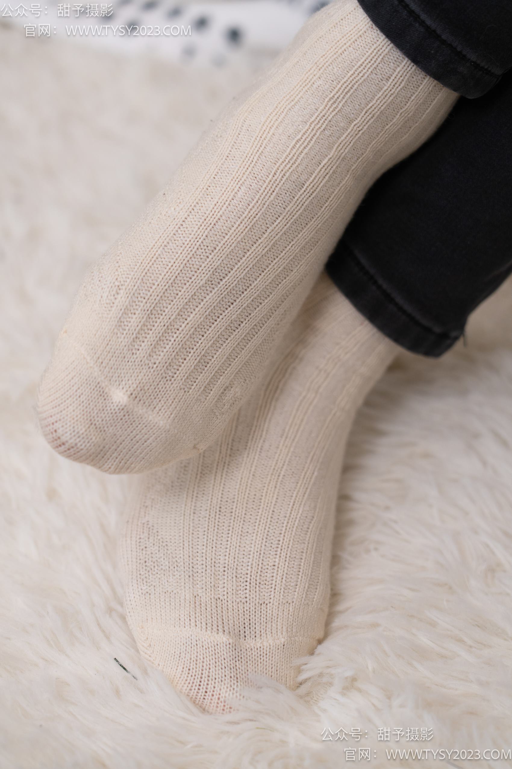 图片[50]-甜予摄影 NO.010 小离-靴子、白棉袜、裸足[131P] – 速更版-美库