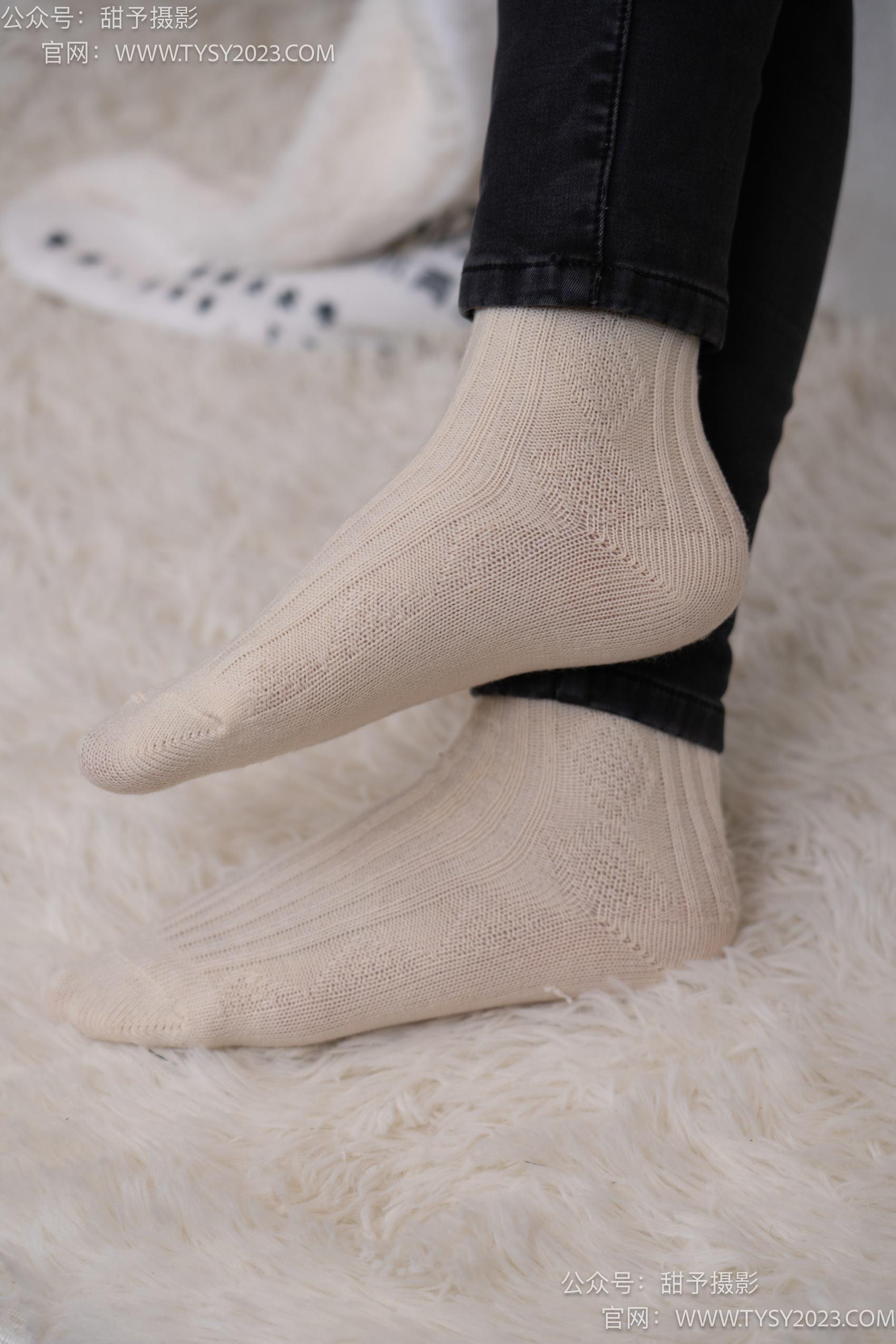 图片[64]-甜予摄影 NO.010 小离-靴子、白棉袜、裸足[131P] – 速更版-美库