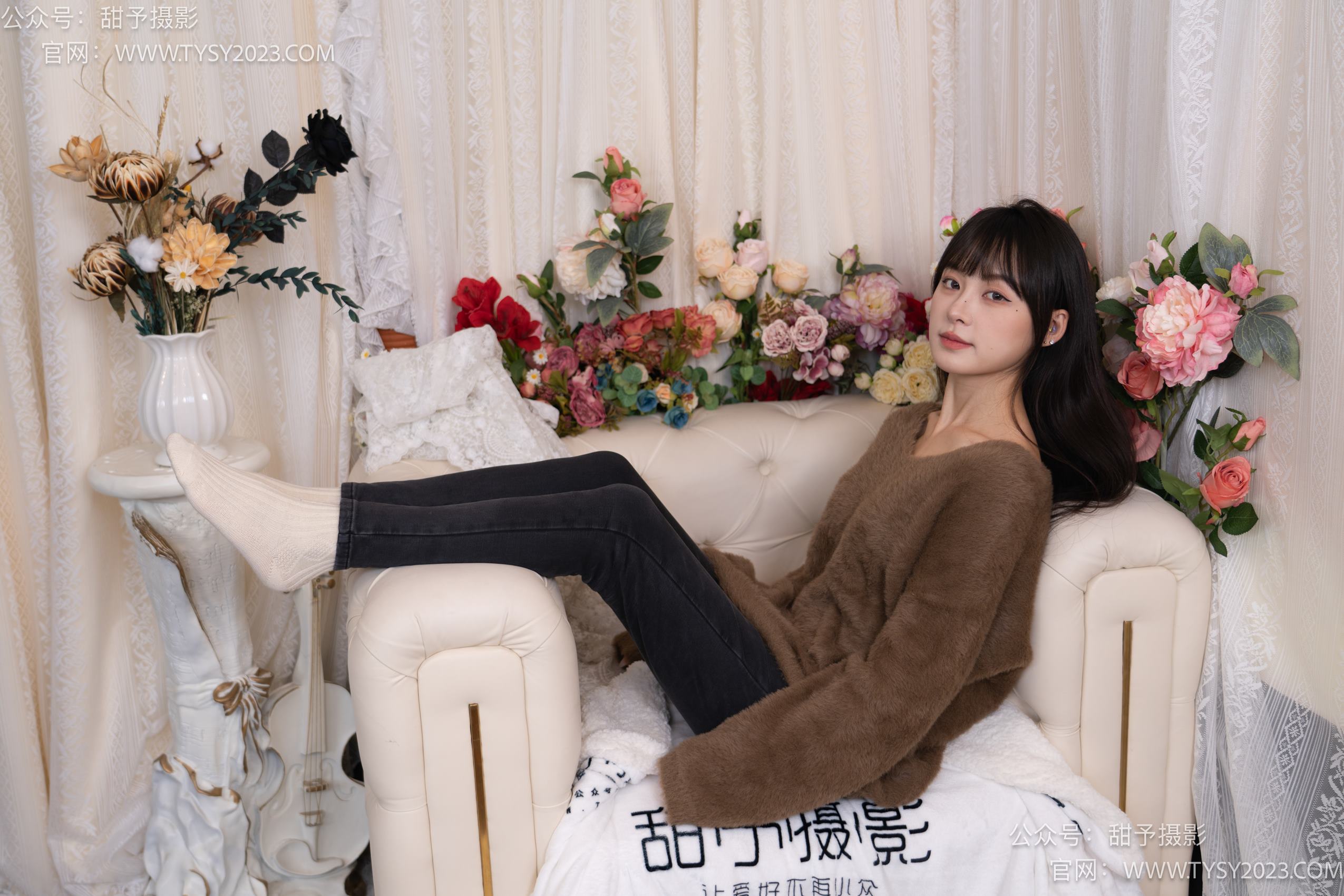 图片[74]-甜予摄影 NO.010 小离-靴子、白棉袜、裸足[131P] – 速更版-美库