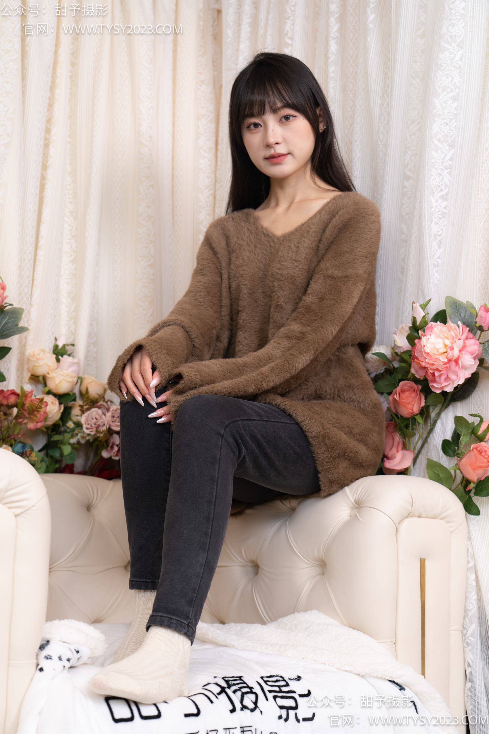 图片[75]-甜予摄影 NO.010 小离-靴子、白棉袜、裸足[131P] – 速更版-美库