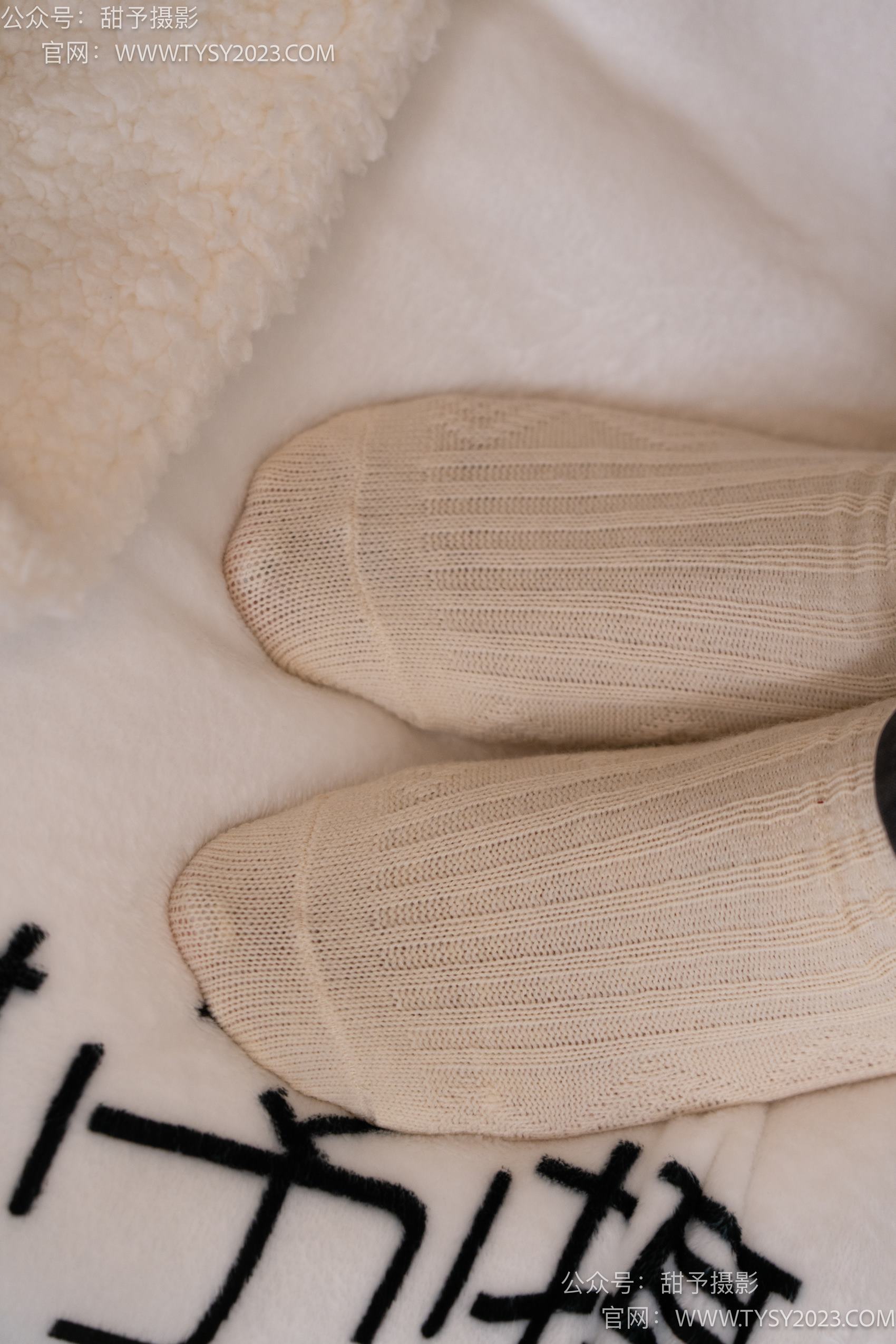 图片[79]-甜予摄影 NO.010 小离-靴子、白棉袜、裸足[131P] – 速更版-美库