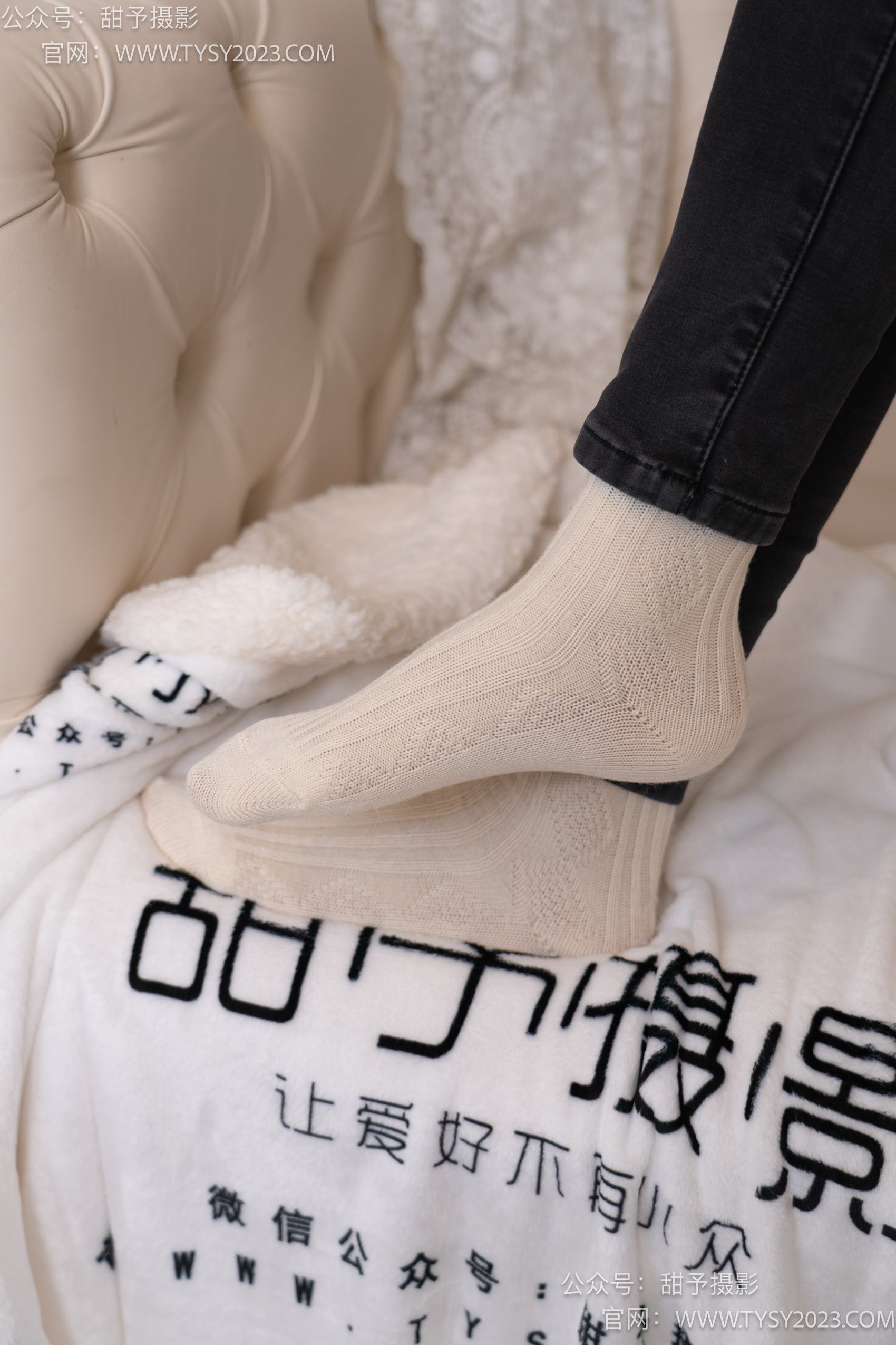 图片[81]-甜予摄影 NO.010 小离-靴子、白棉袜、裸足[131P] – 速更版-美库