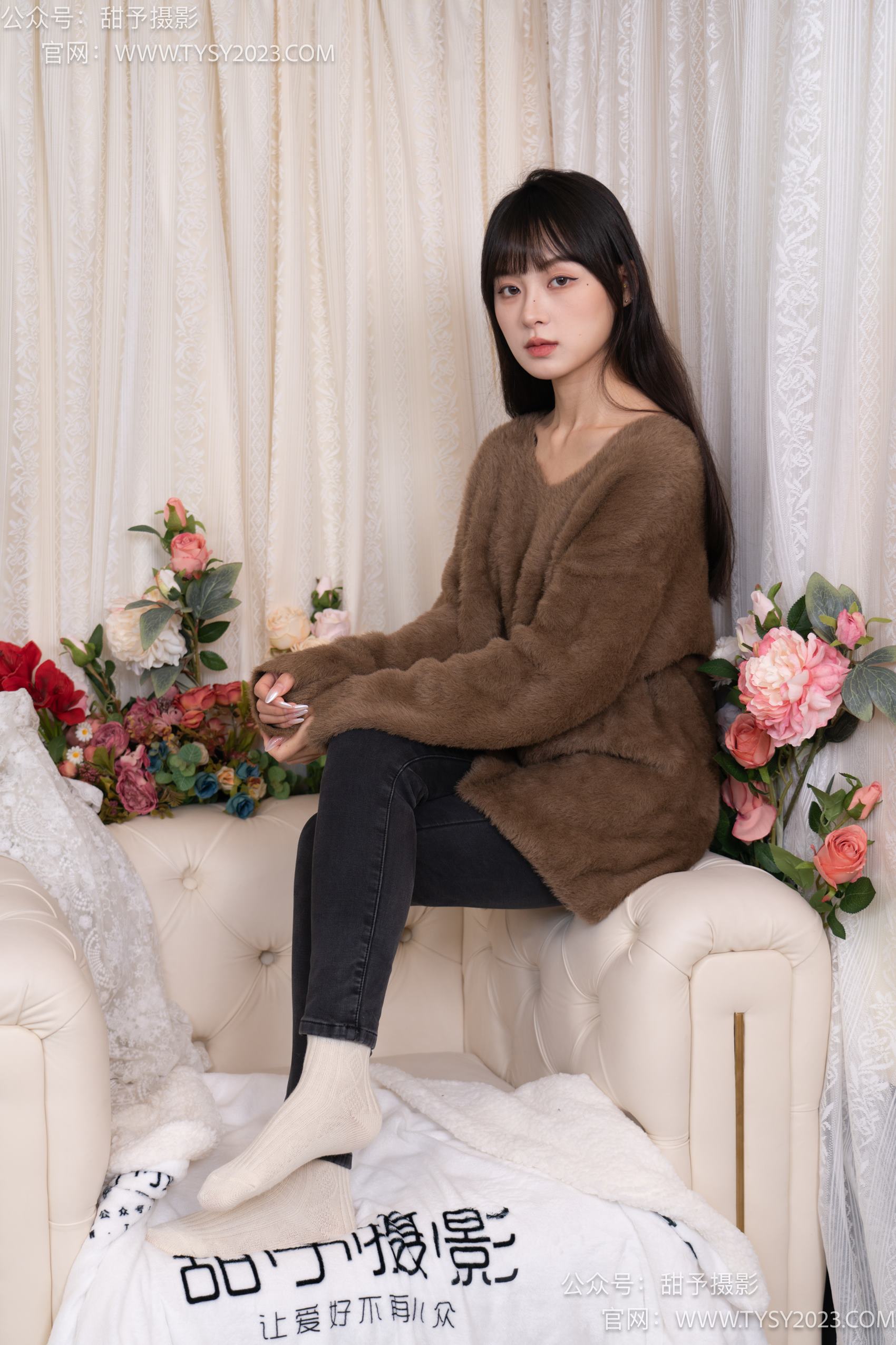 图片[83]-甜予摄影 NO.010 小离-靴子、白棉袜、裸足[131P] – 速更版-美库