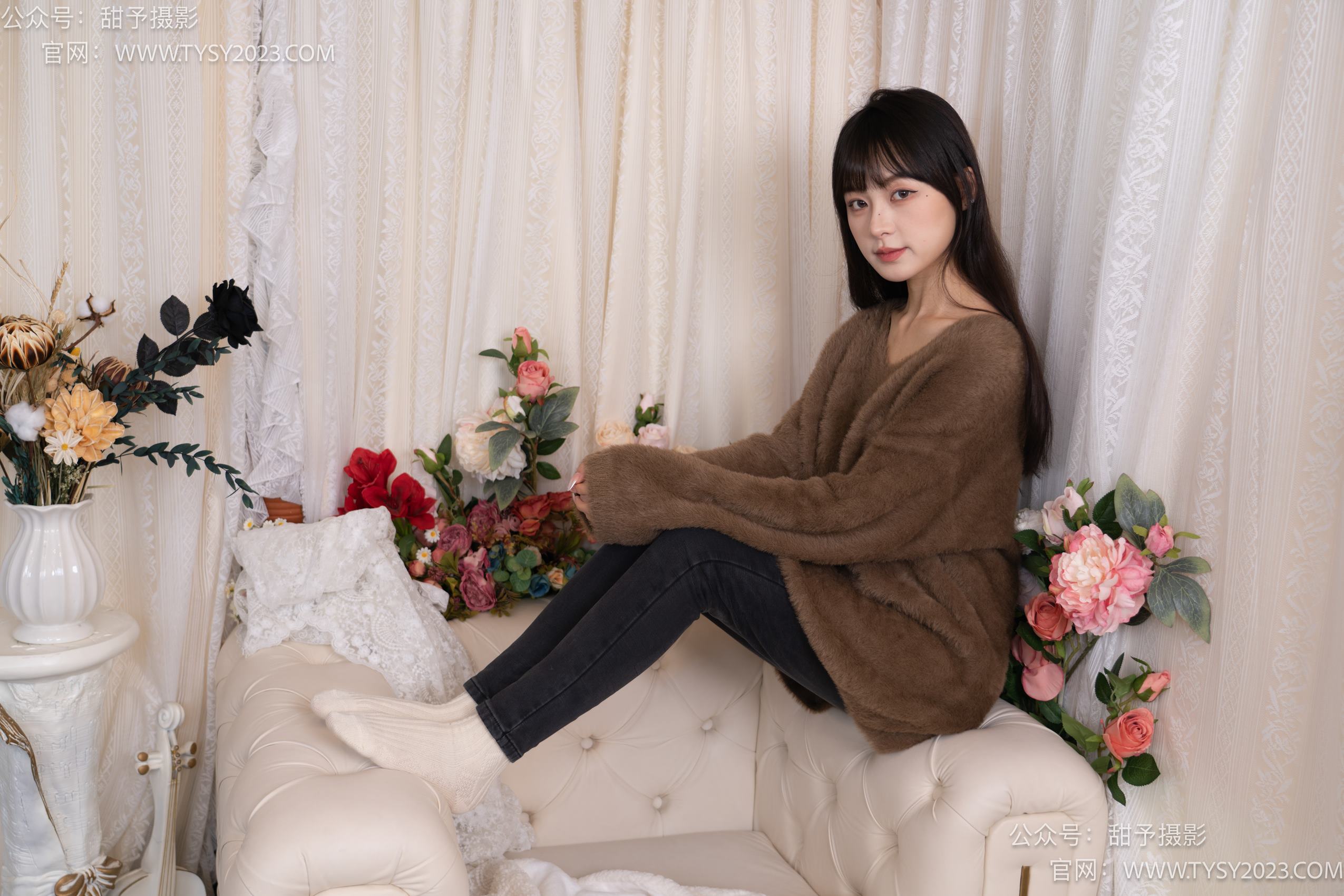 图片[88]-甜予摄影 NO.010 小离-靴子、白棉袜、裸足[131P] – 速更版-美库