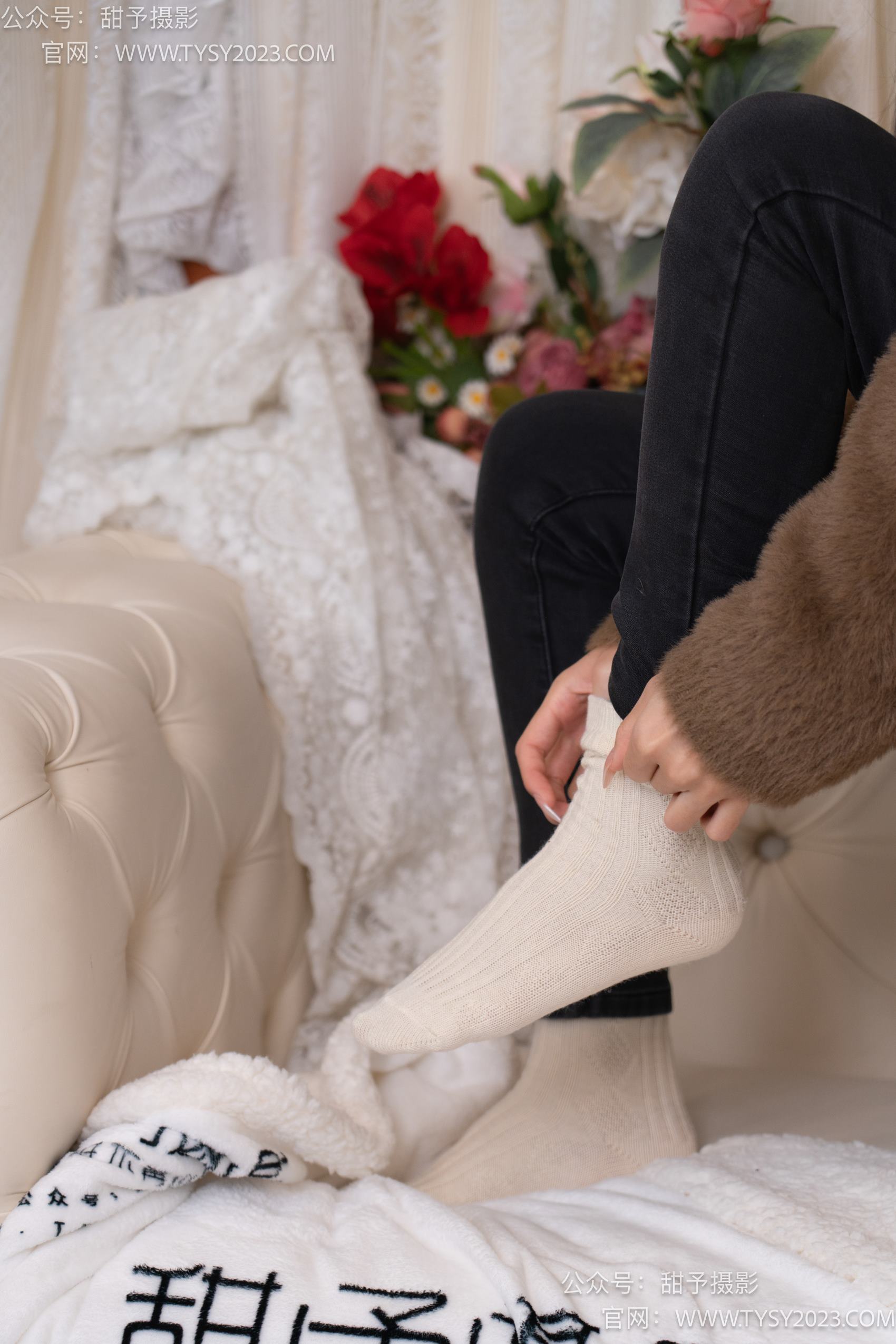 图片[96]-甜予摄影 NO.010 小离-靴子、白棉袜、裸足[131P] – 速更版-美库