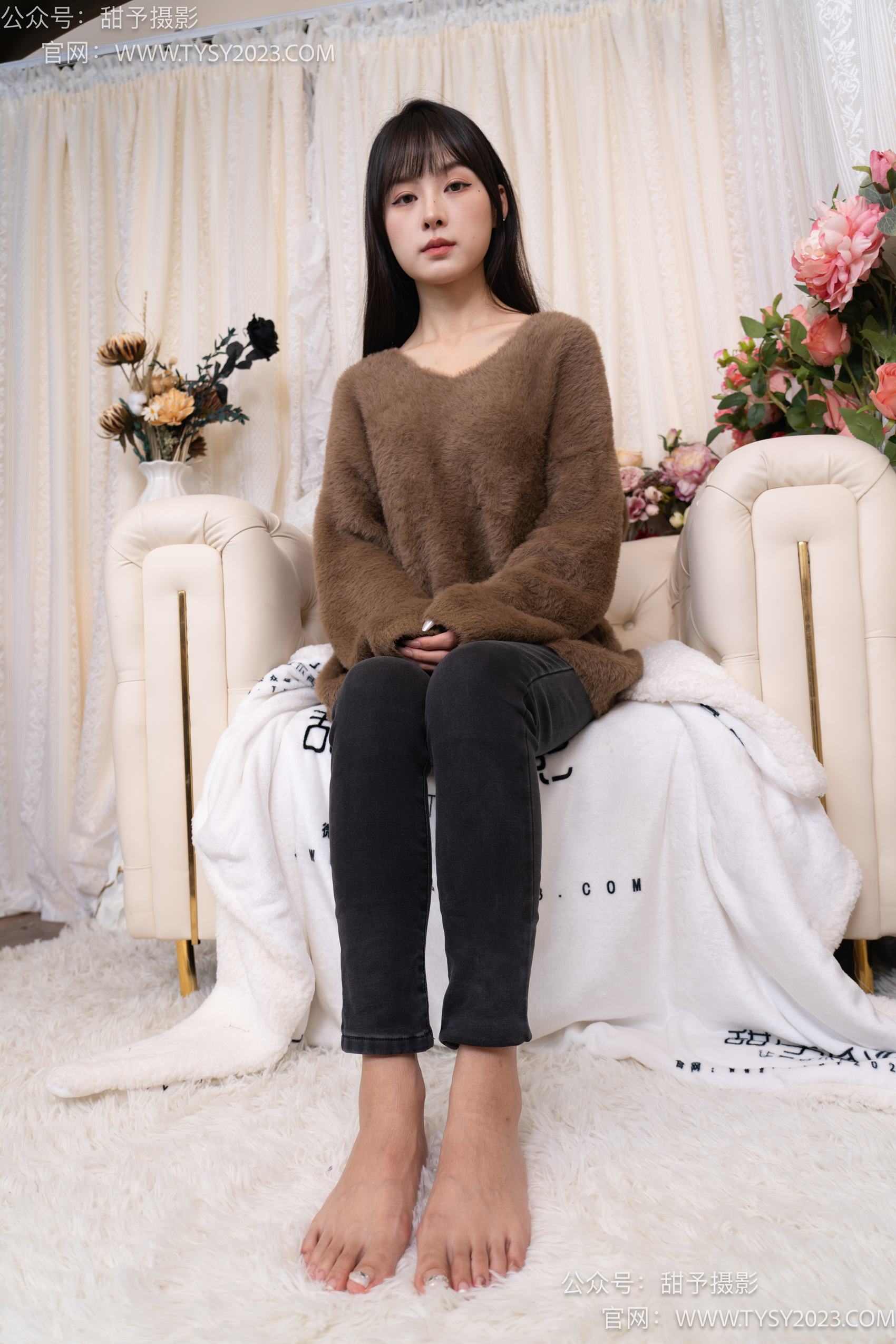 图片[115]-甜予摄影 NO.010 小离-靴子、白棉袜、裸足[131P] – 速更版-美库