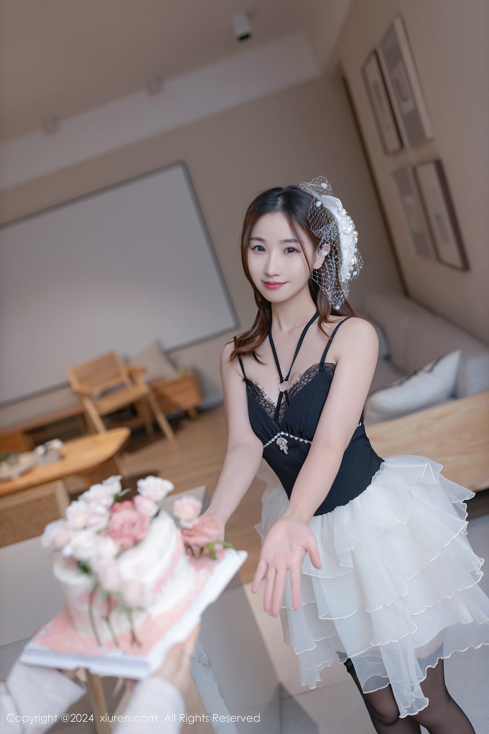 图片[19]-[Xiuren秀人网]2024.04.16 NO.8398 杏子Yada 生日快乐 [19+1P] – 速更版-美库