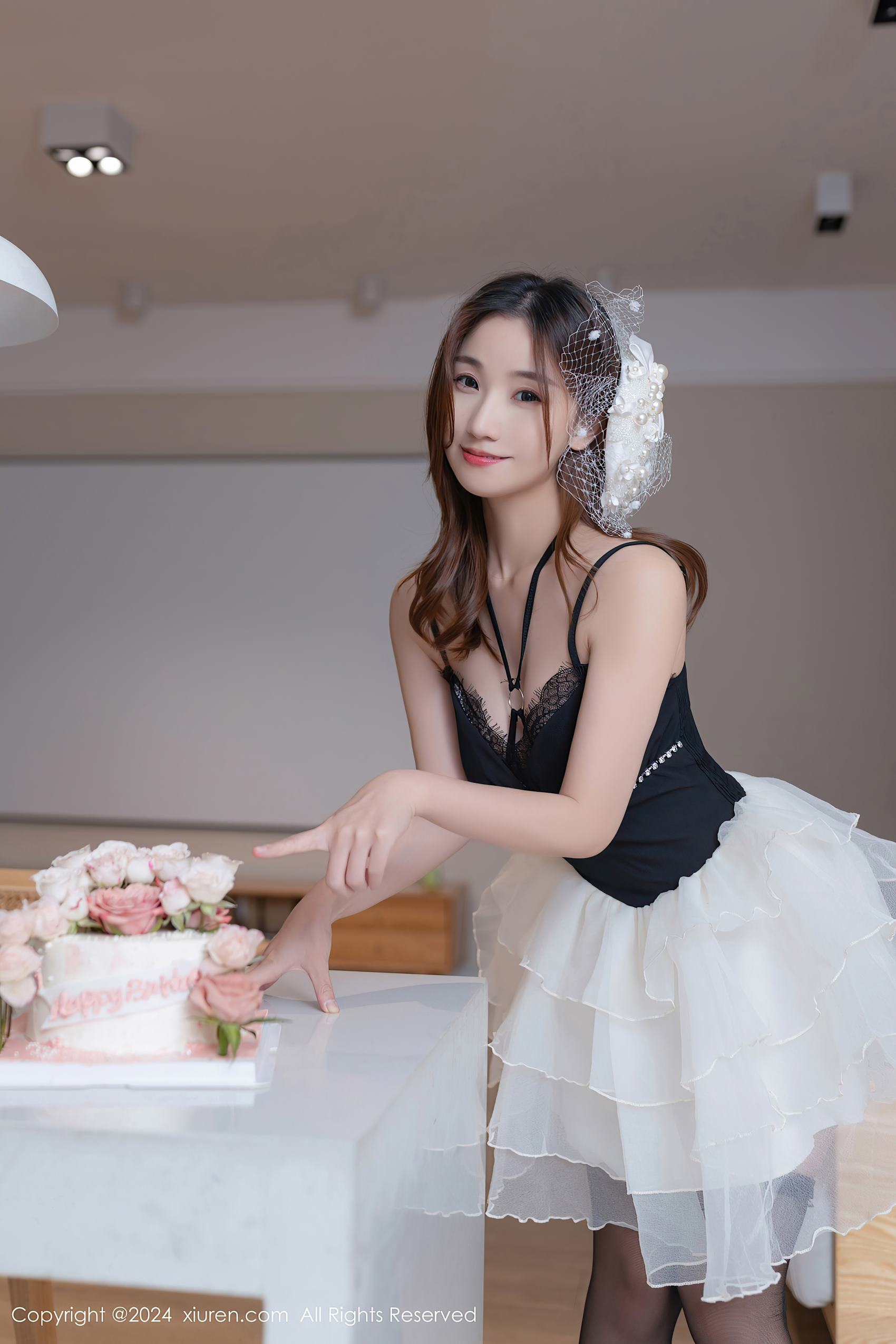 图片[20]-[Xiuren秀人网]2024.04.16 NO.8398 杏子Yada 生日快乐 [19+1P] – 速更版-美库