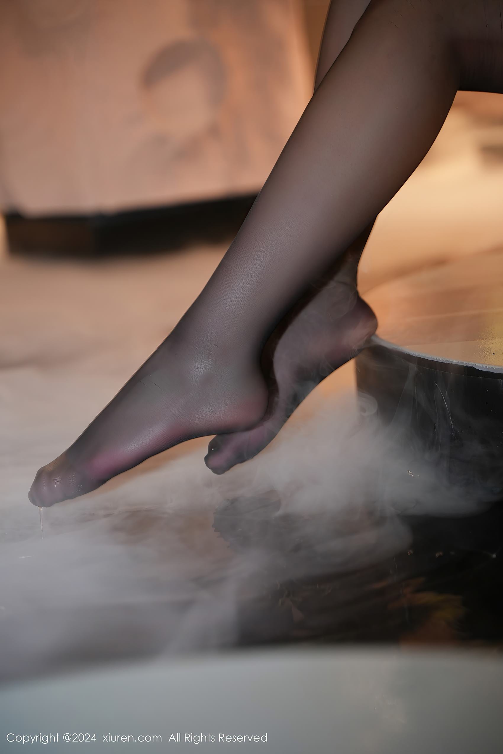 图片[14]-[Xiuren秀人网]2024.04.16 NO.8399 Carol周妍希X 温泉黑丝 [20+1P] – 速更版-美库