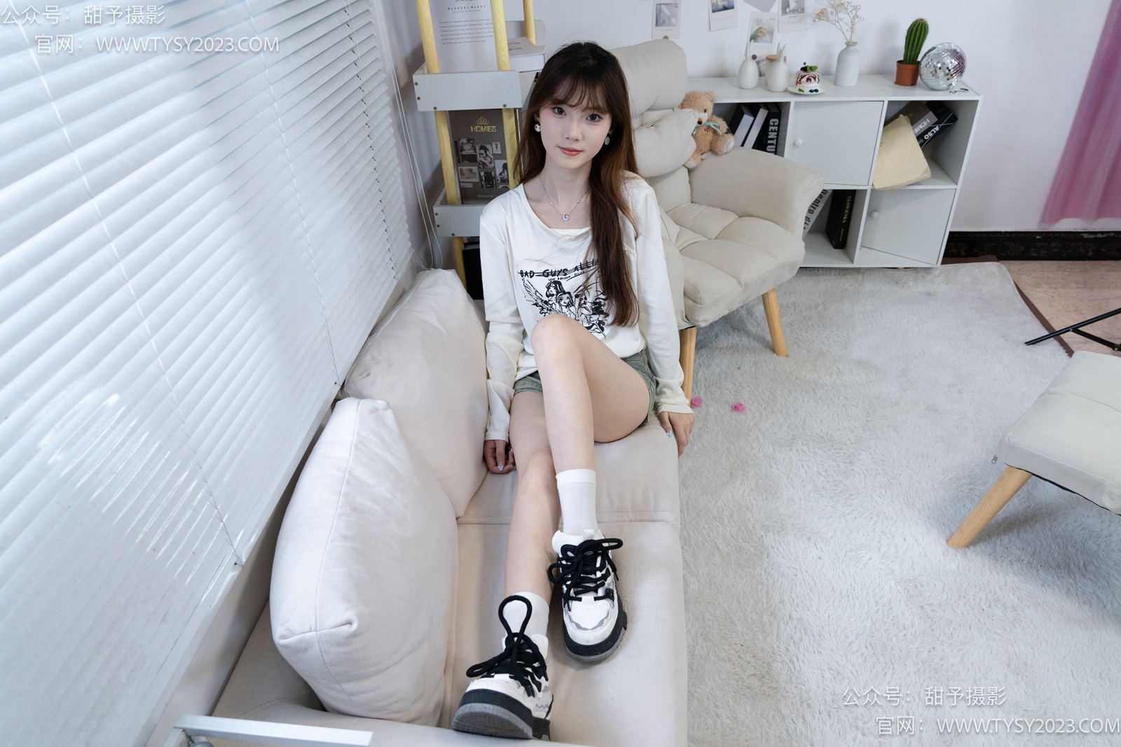 图片[13]-甜予摄影 NO.011 璇璇-板鞋、白棉袜、裸足[143P] – 速更版-美库