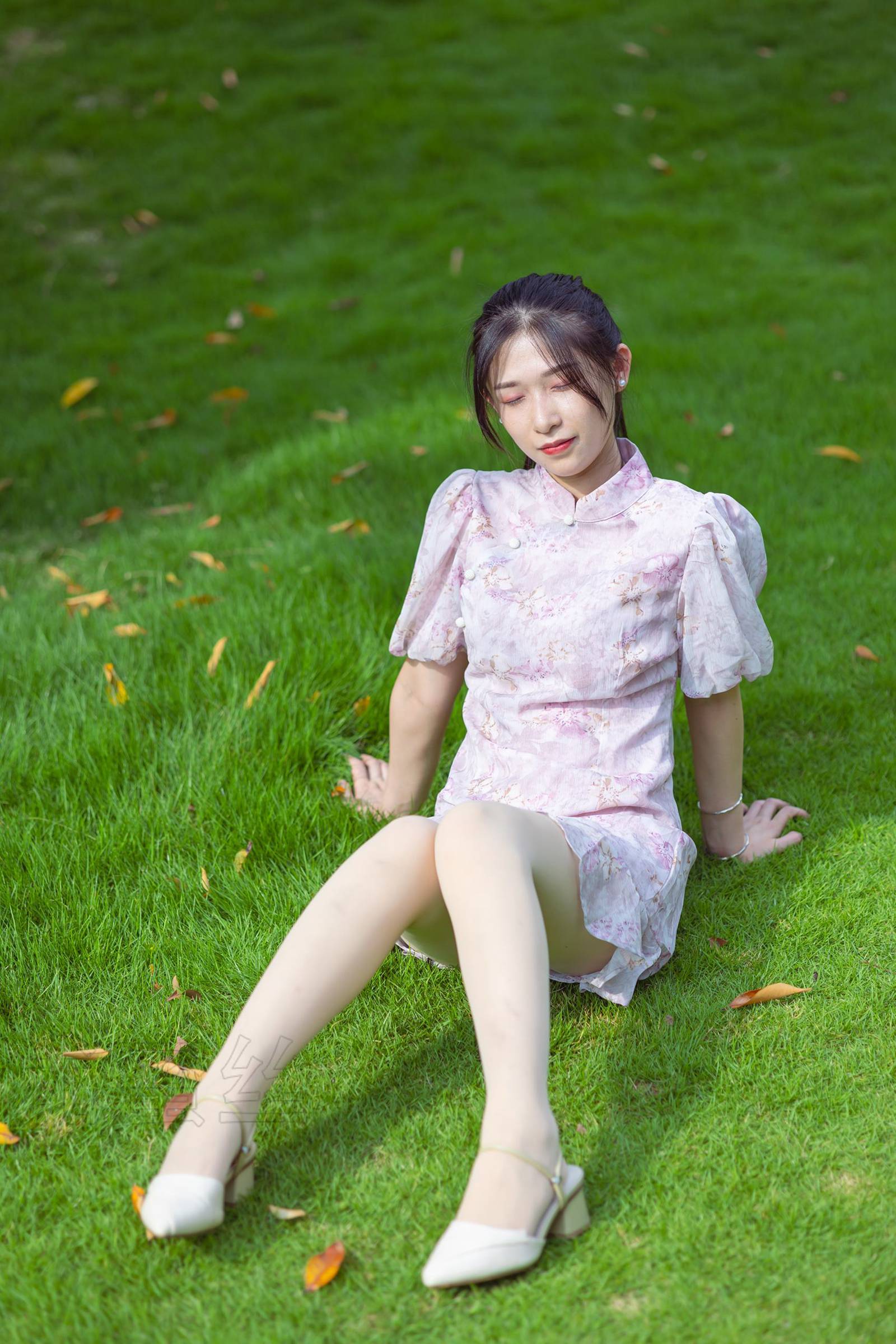 图片[46]-尤蜜丝  穿搭推广展示图集[45P] – 速更版-美库