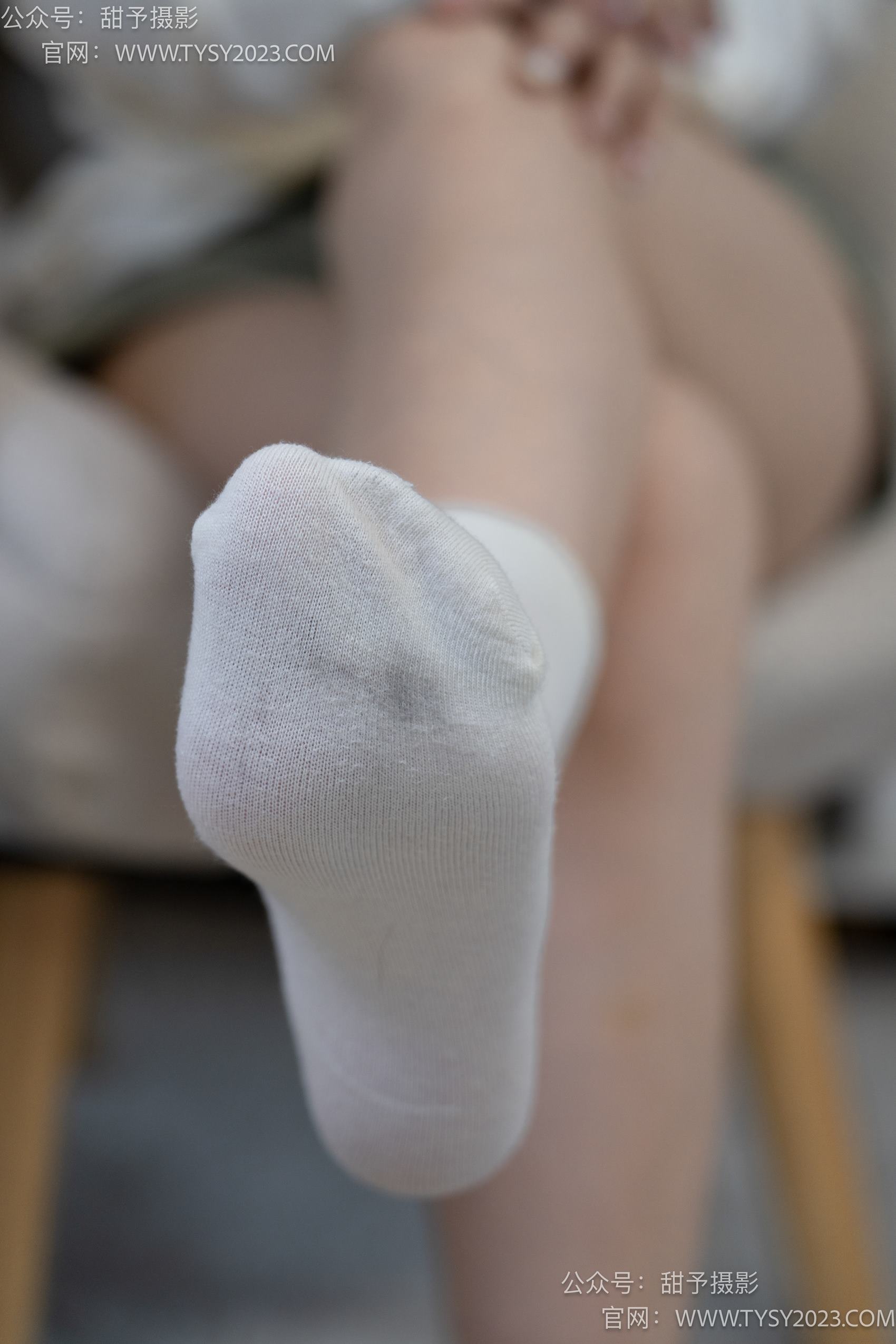 图片[59]-甜予摄影 NO.011 璇璇-板鞋、白棉袜、裸足[143P] – 速更版-美库