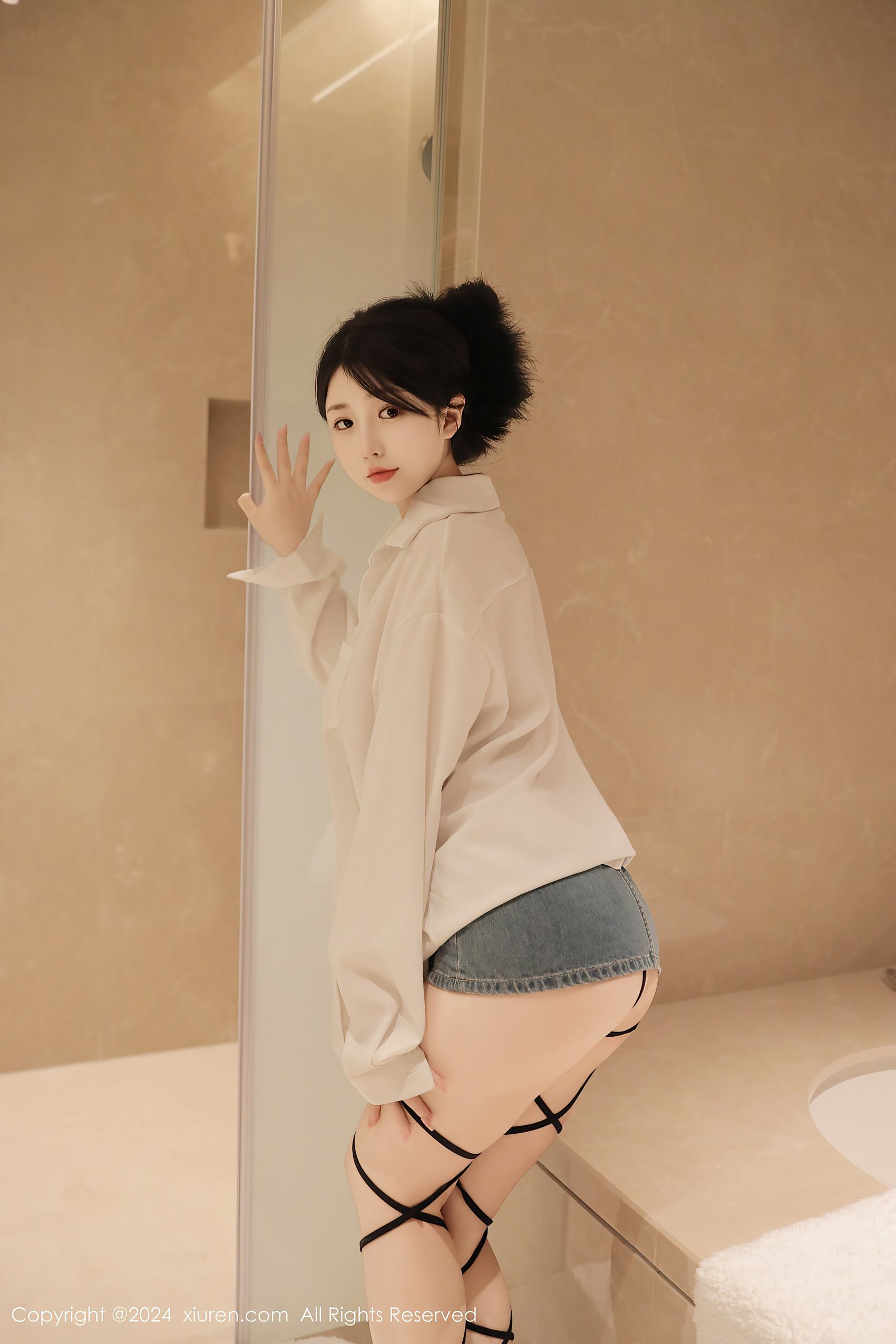 图片[17]-[Xiuren秀人网]2024.04.16 NO.8400 陈小花 白色衬衫 [33+1P] – 速更版-美库