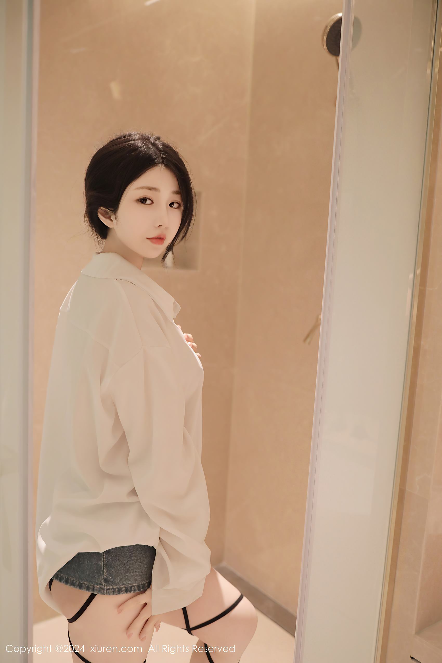 图片[24]-[Xiuren秀人网]2024.04.16 NO.8400 陈小花 白色衬衫 [33+1P] – 速更版-美库