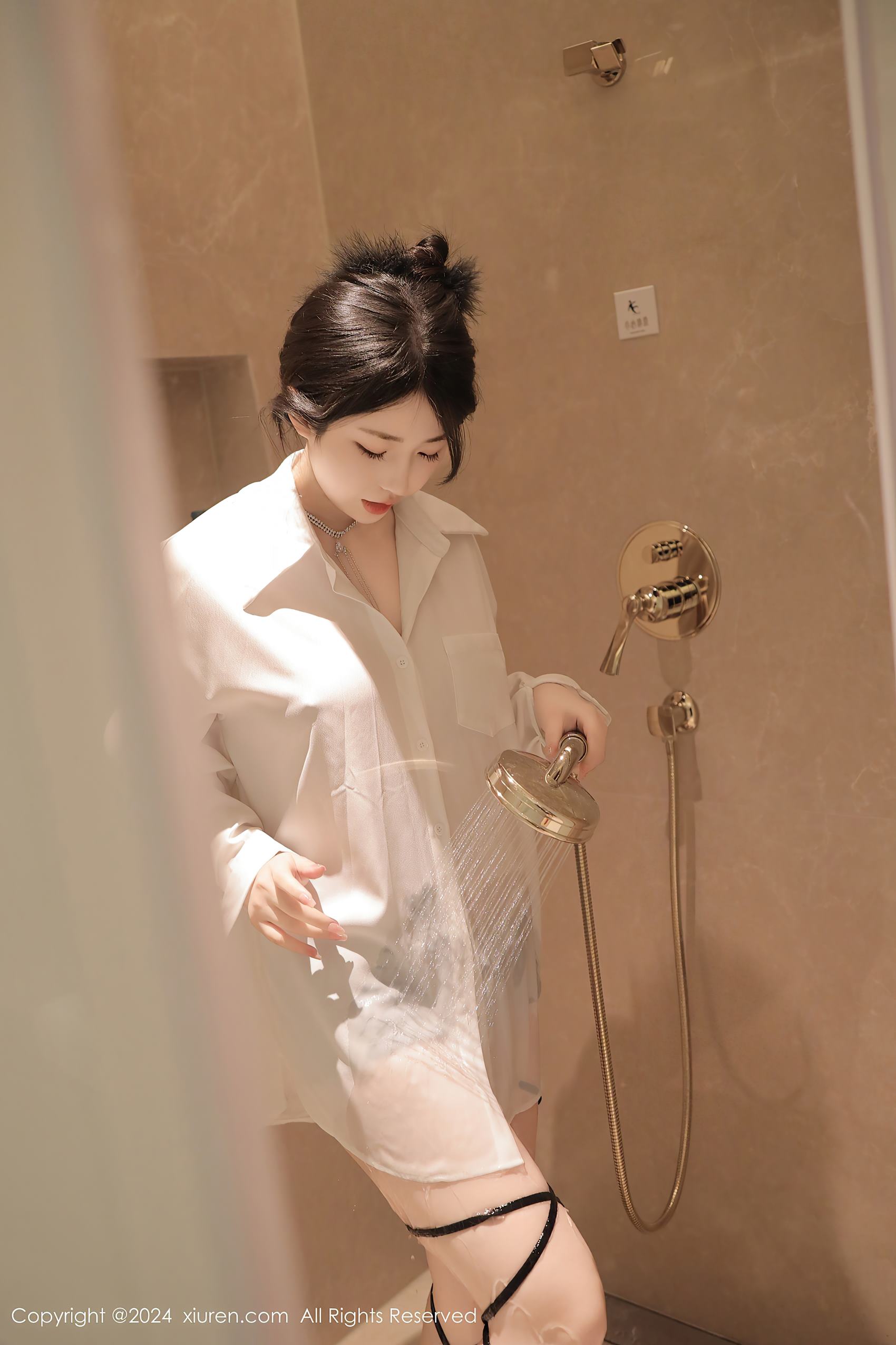 图片[29]-[Xiuren秀人网]2024.04.16 NO.8400 陈小花 白色衬衫 [33+1P] – 速更版-美库