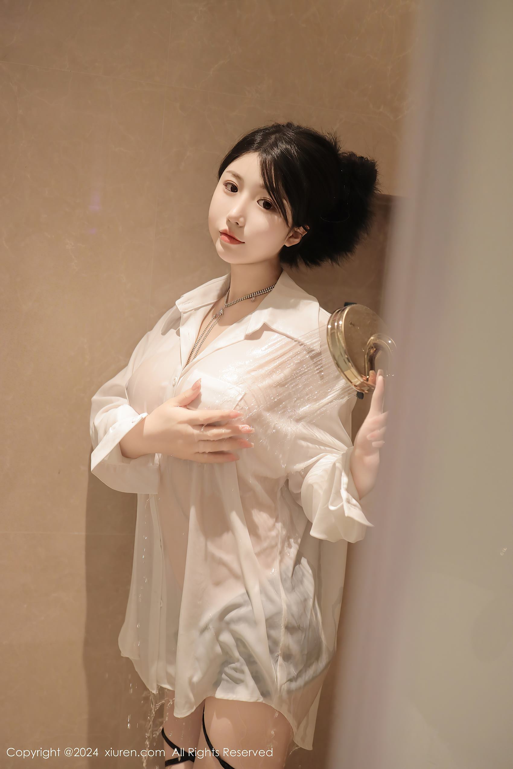 图片[32]-[Xiuren秀人网]2024.04.16 NO.8400 陈小花 白色衬衫 [33+1P] – 速更版-美库