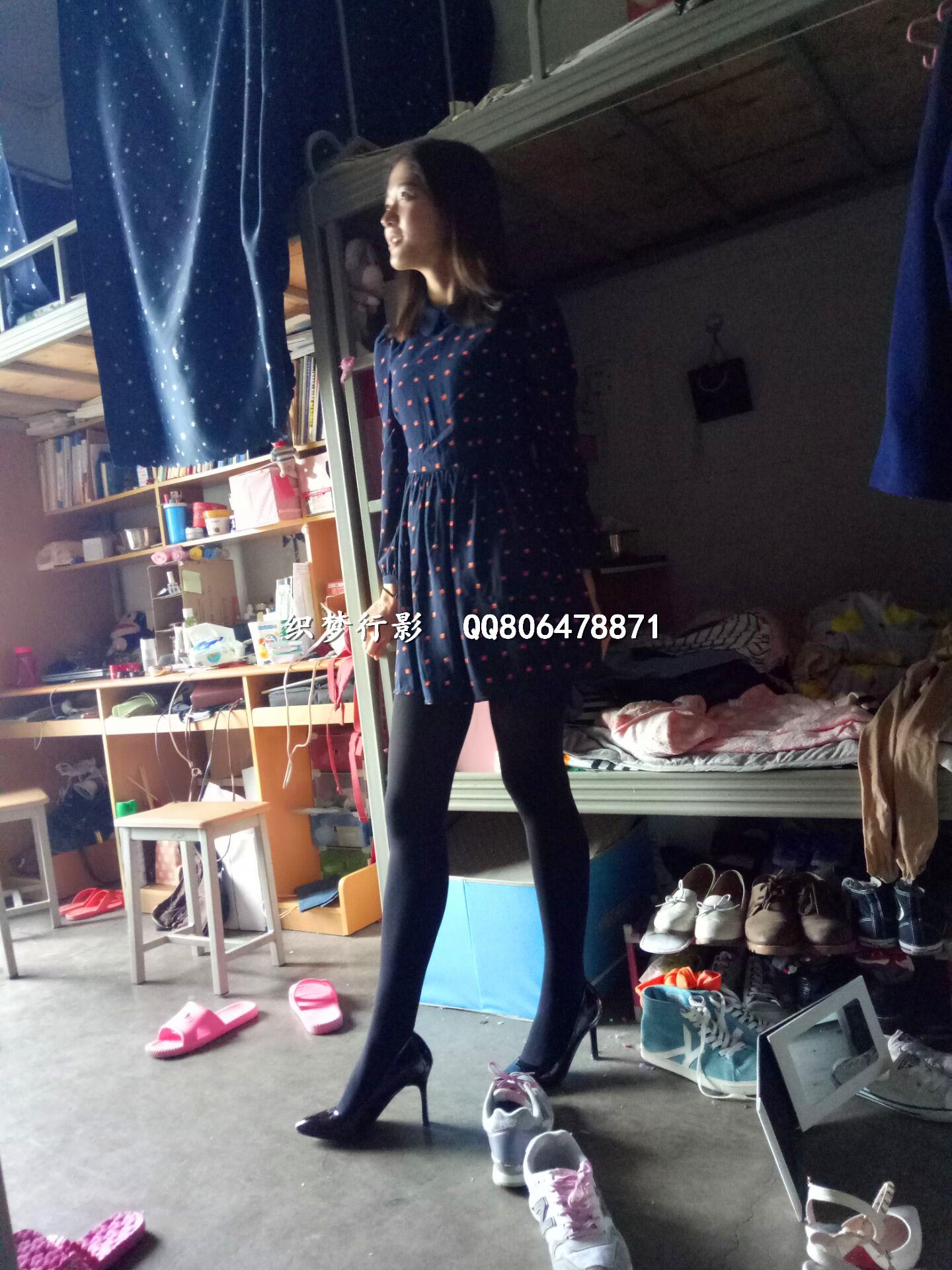 图片[39]-织梦行影@NO.004-第四期 宿舍黑丝高跟（黑丝）[57P] – 速更版-美库