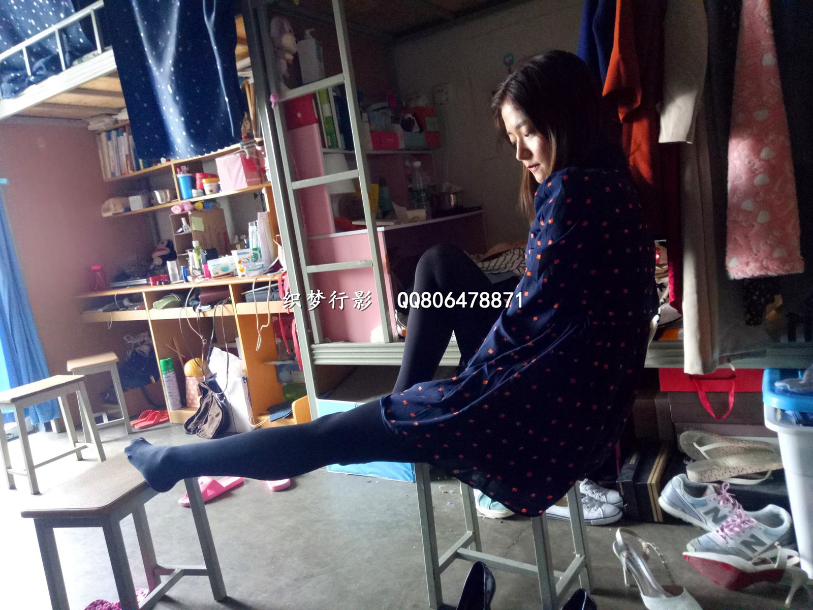 图片[40]-织梦行影@NO.004-第四期 宿舍黑丝高跟（黑丝）[57P] – 速更版-美库