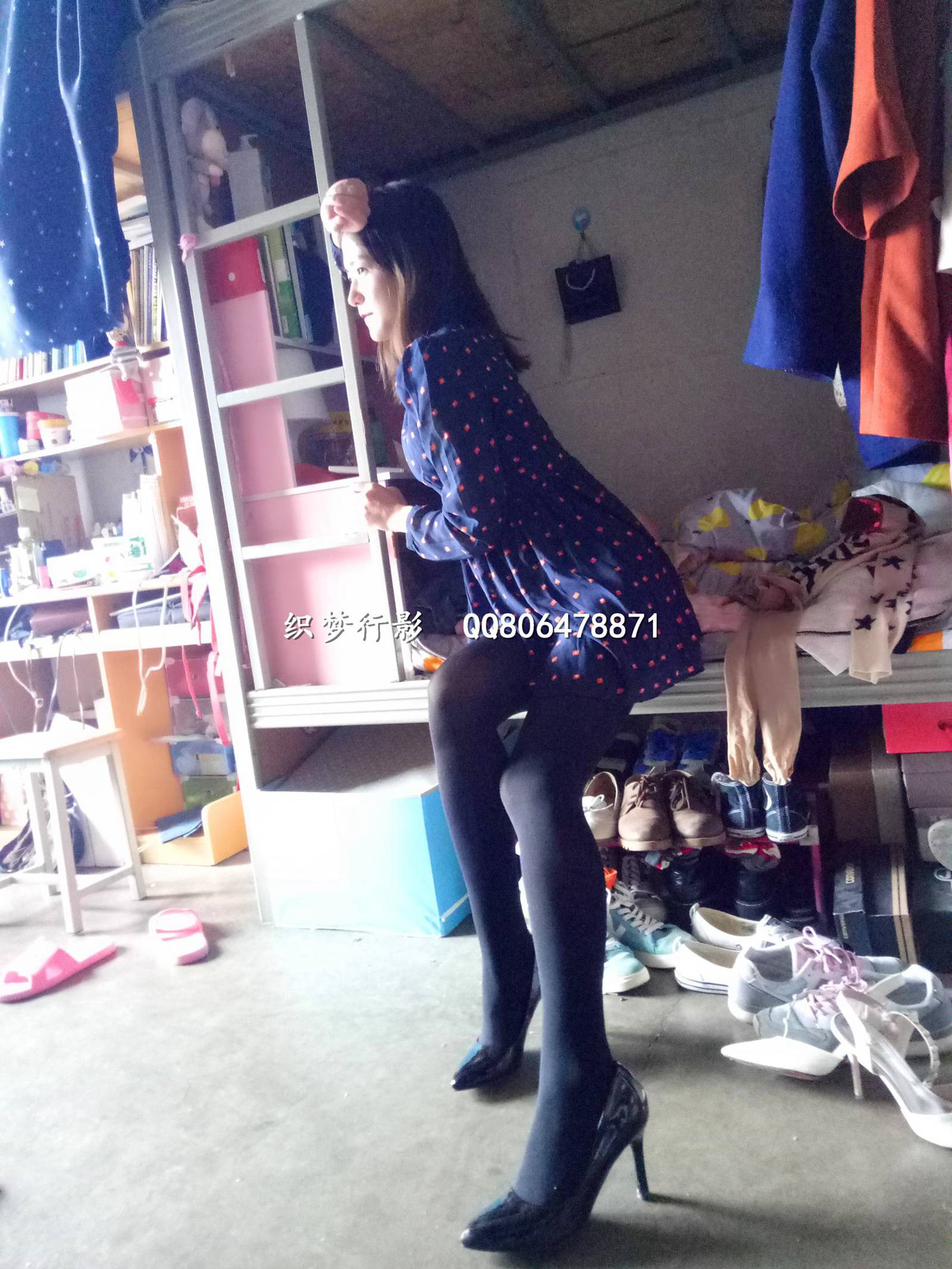 图片[53]-织梦行影@NO.004-第四期 宿舍黑丝高跟（黑丝）[57P] – 速更版-美库