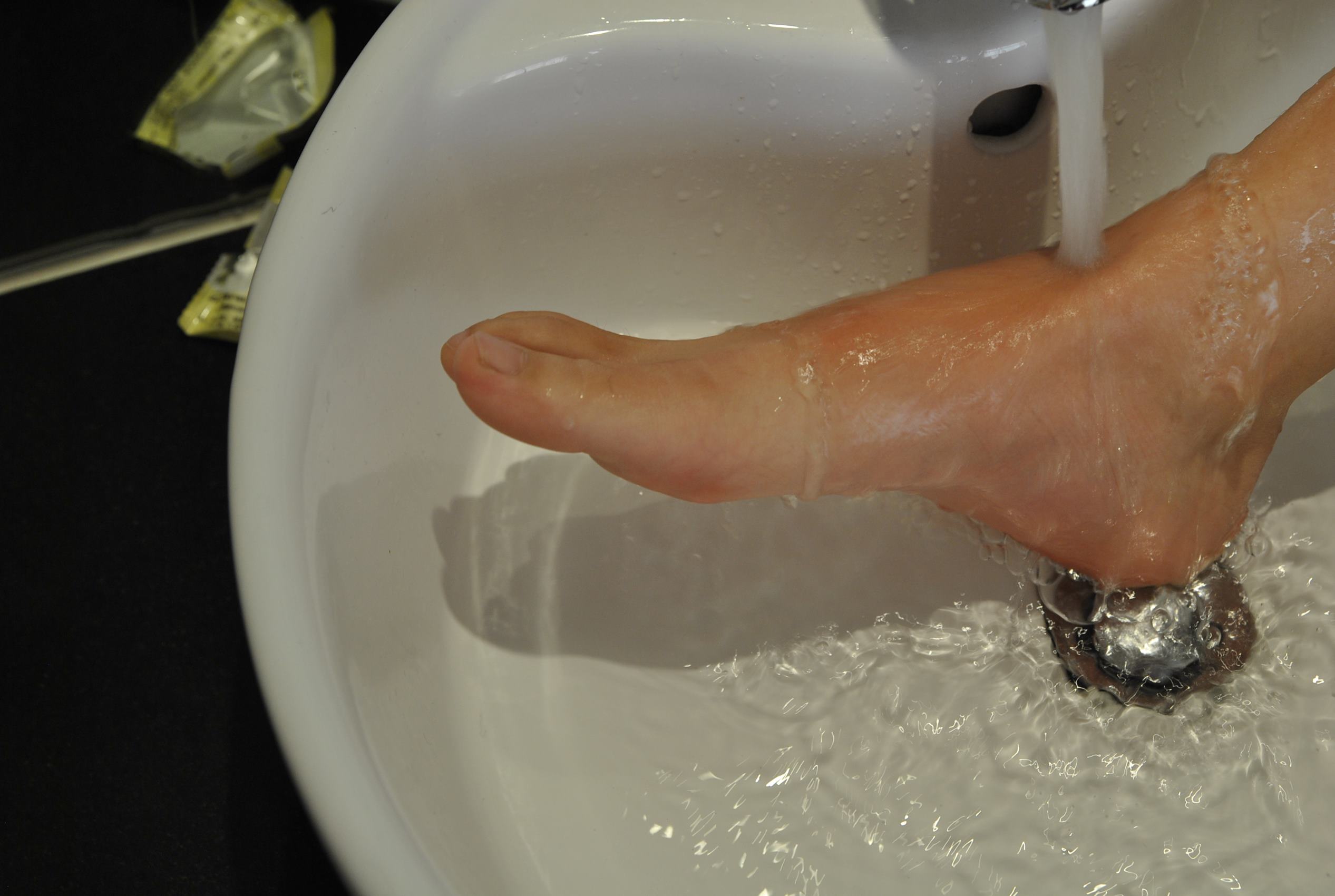 图片[44]-自由摄影 No.170 受伤了玉足 [51P] – 速更版-美库