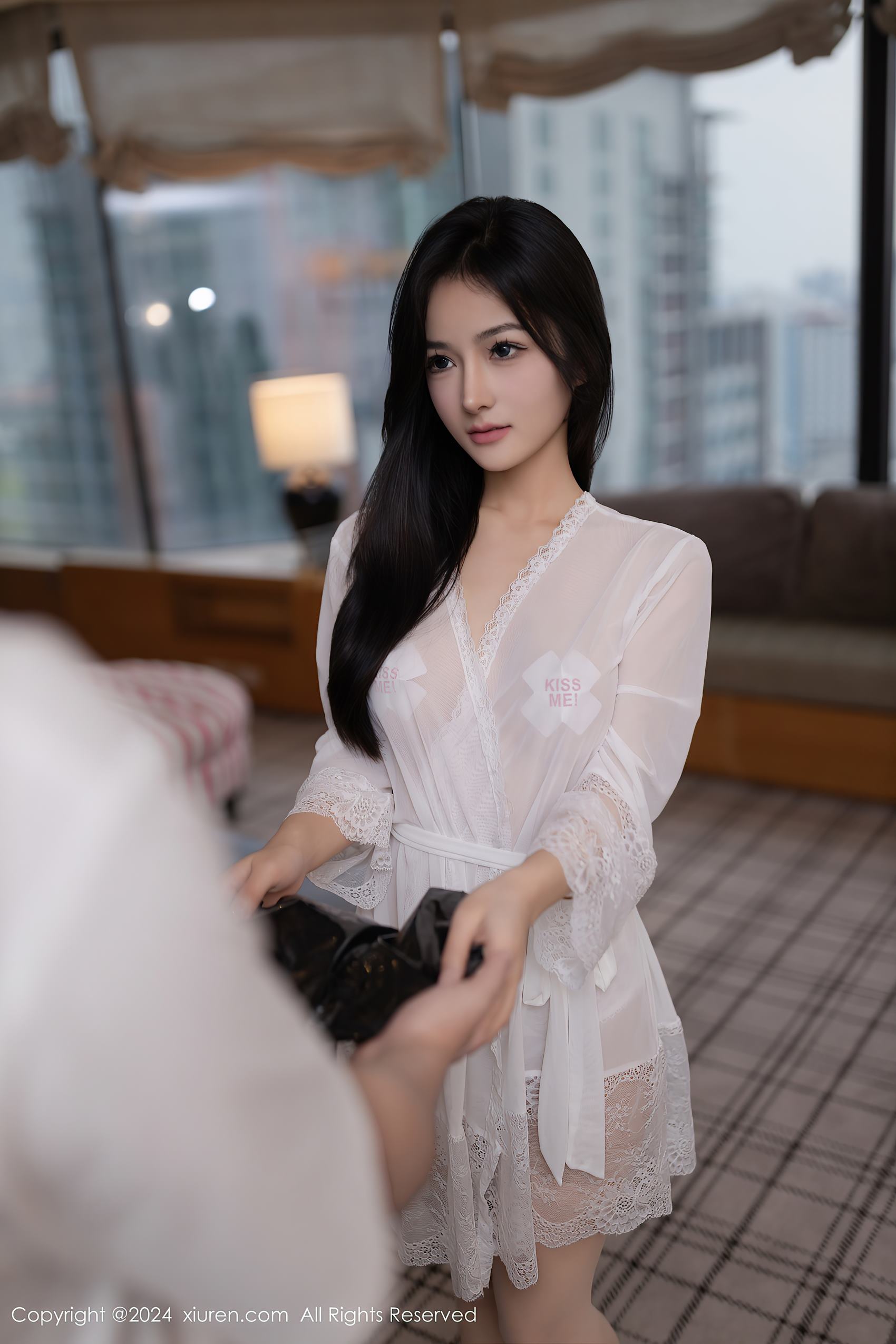 图片[13]-[Xiuren秀人网]2024.04.17 NO.8408 谭小灵[13+1P] – 速更版-美库