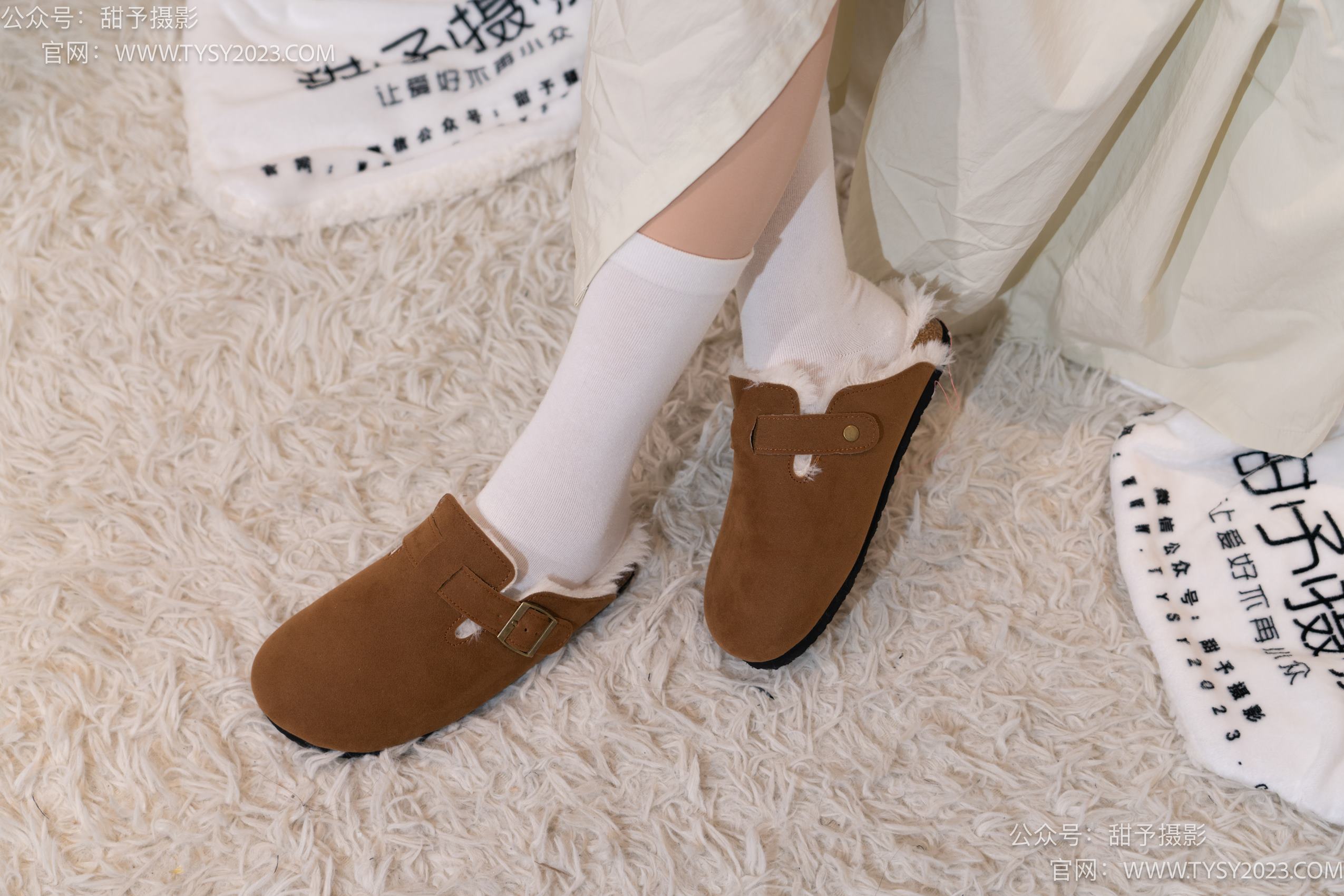 图片[11]-甜予摄影 NO.013 帆帆-平底鞋、白棉袜、裸足[130P] – 速更版-美库