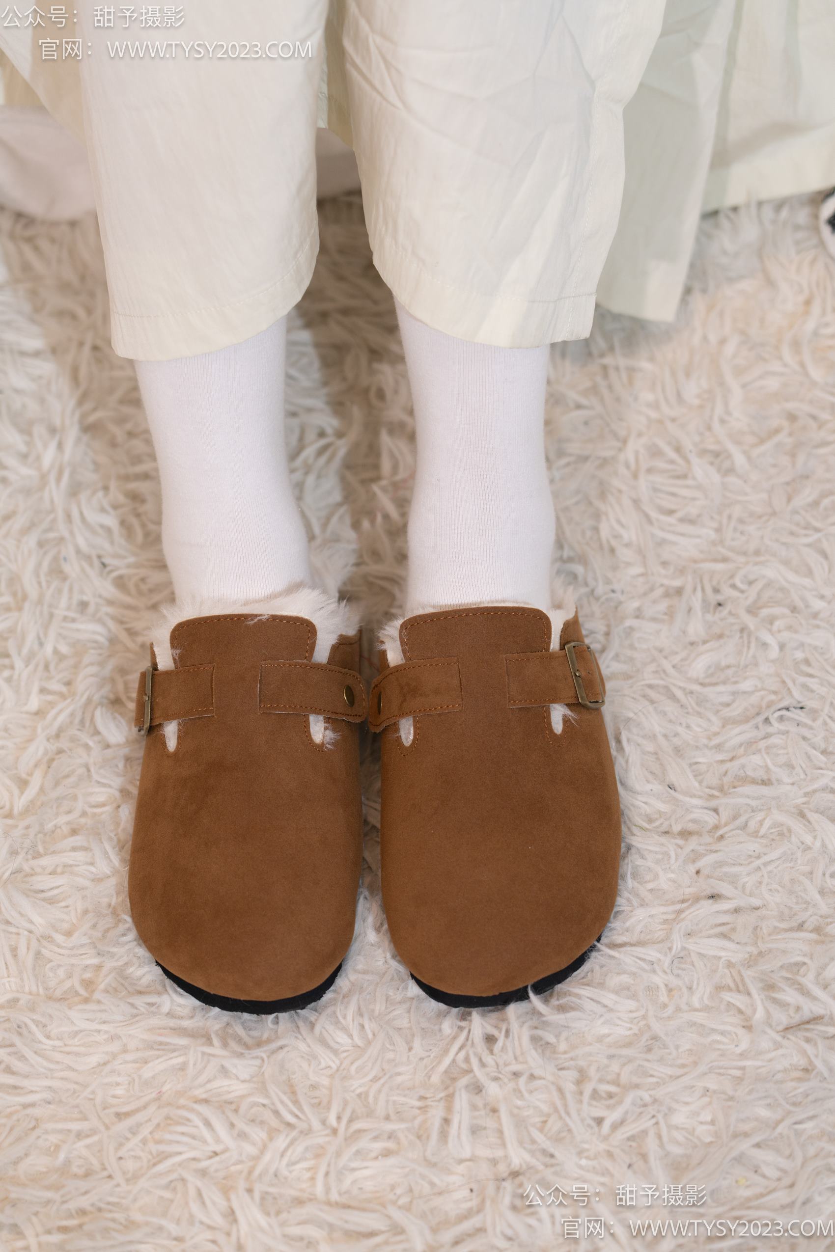 图片[13]-甜予摄影 NO.013 帆帆-平底鞋、白棉袜、裸足[130P] – 速更版-美库