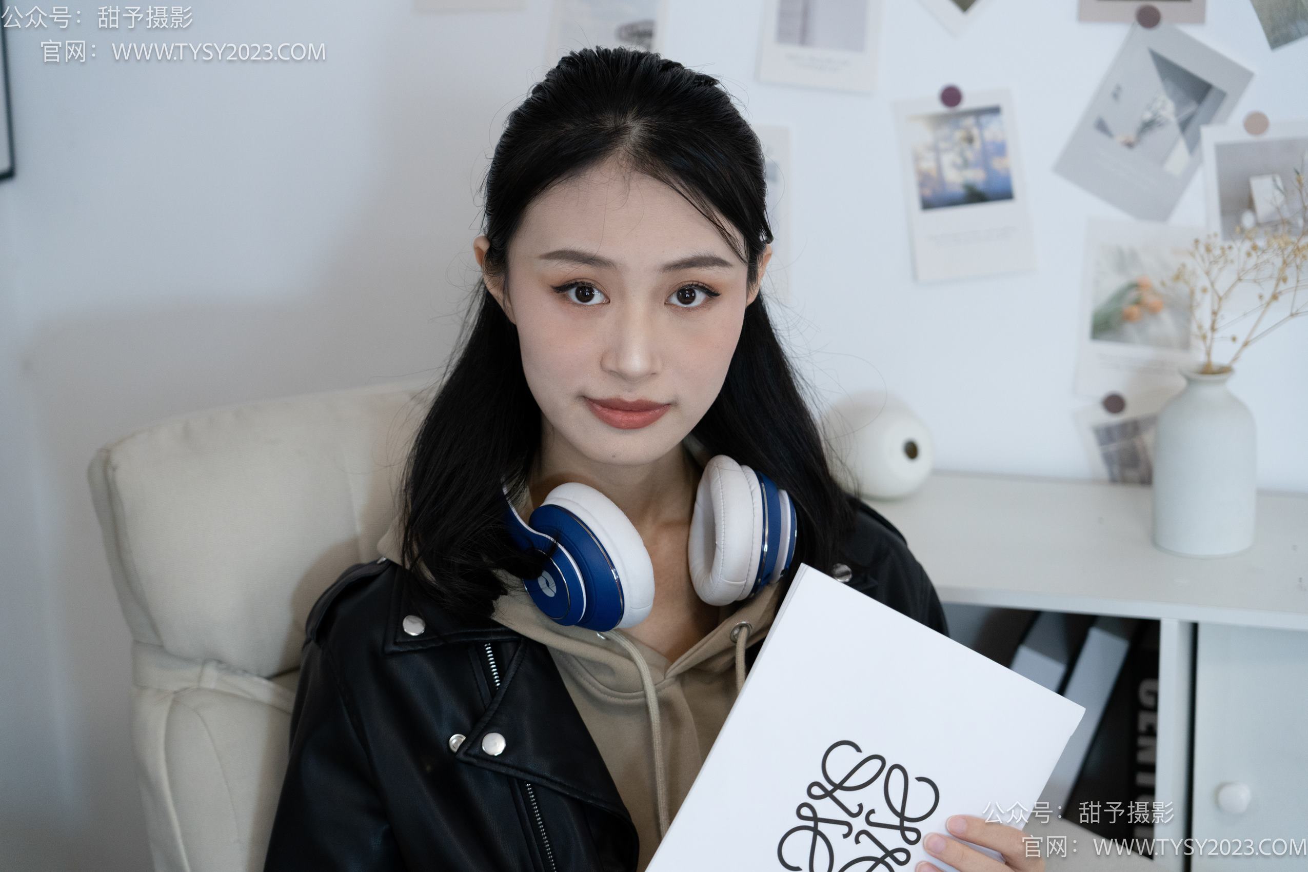 图片[24]-甜予摄影 NO.014 肉肉-运动鞋、白棉袜、裸足[116P] – 速更版-美库