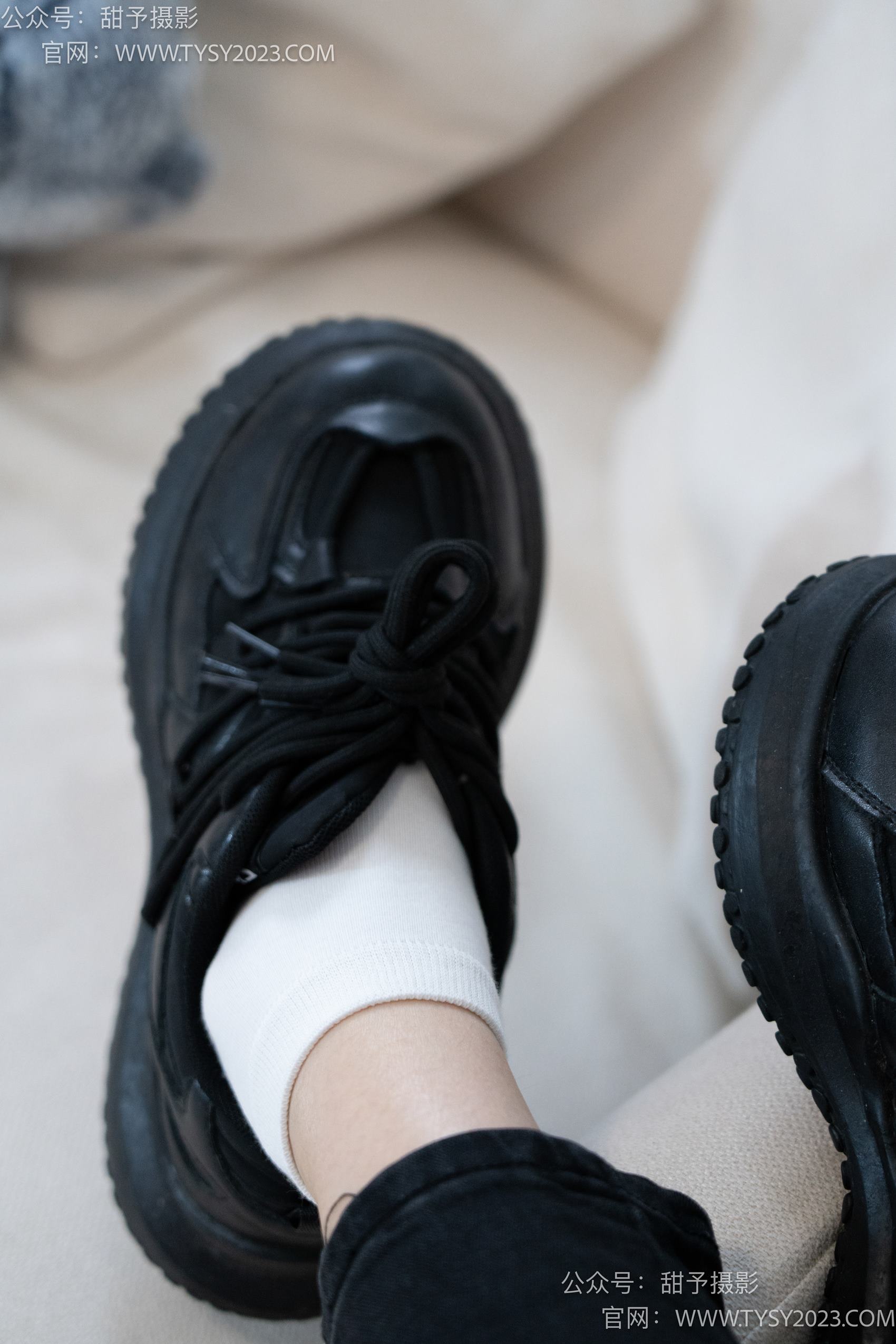 图片[34]-甜予摄影 NO.014 肉肉-运动鞋、白棉袜、裸足[116P] – 速更版-美库